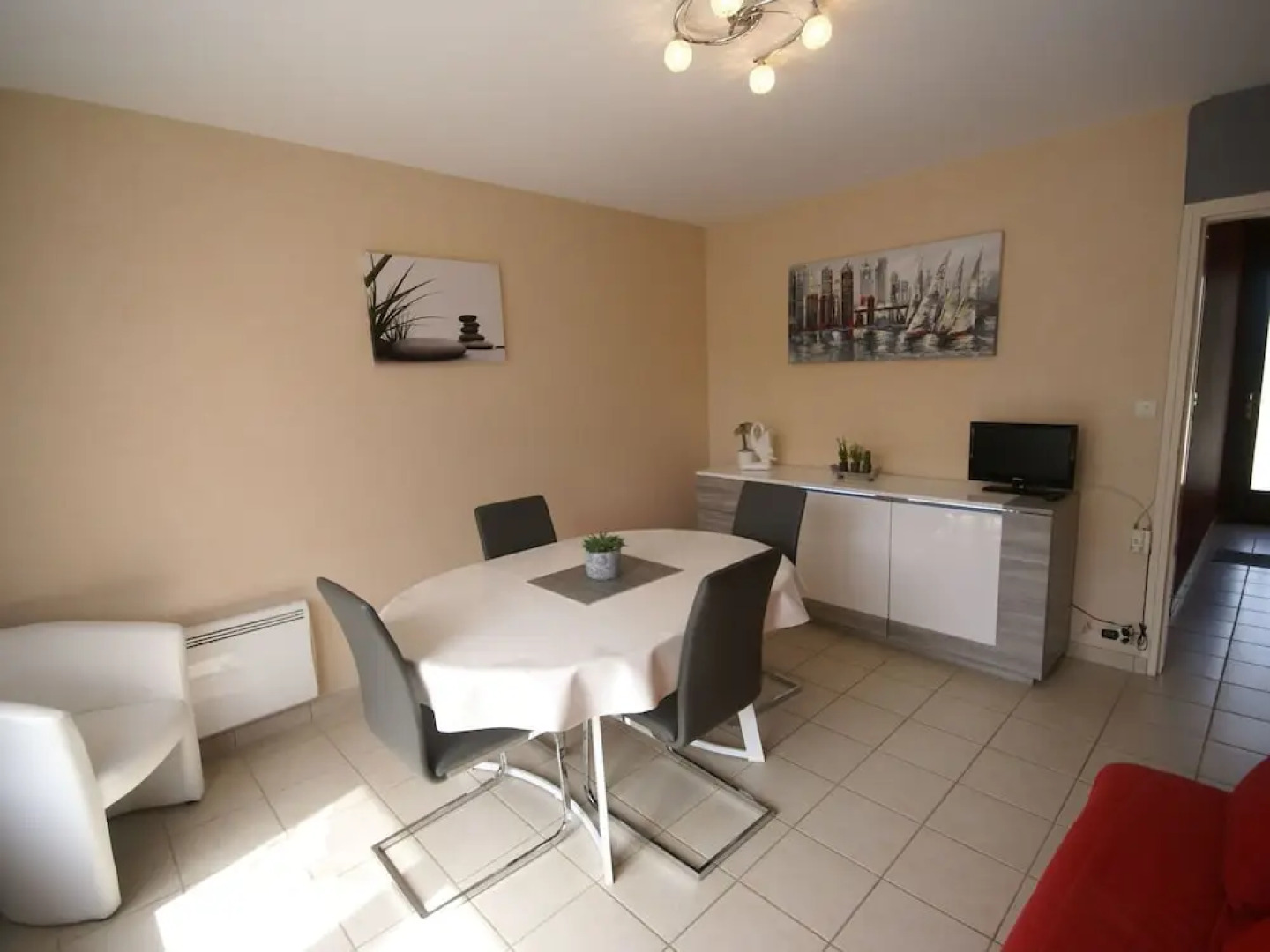 Secluded Holiday Home in Surville With Garden & Centre Nearby