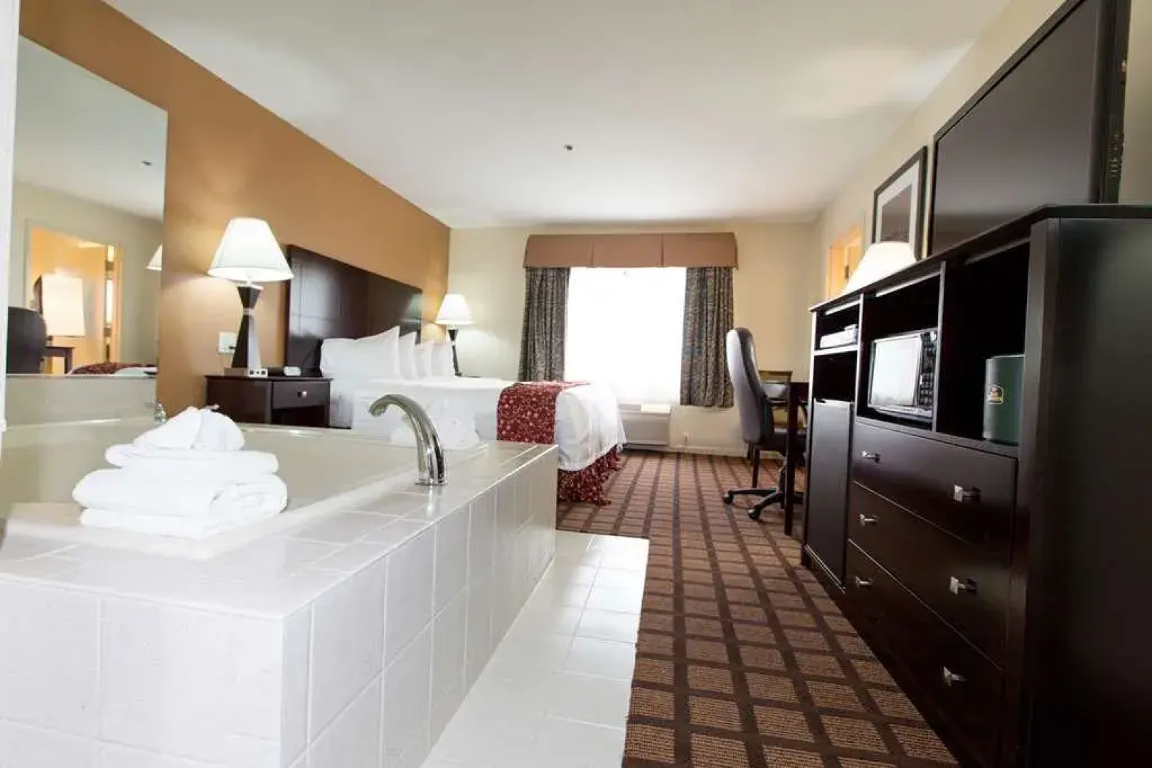 Best Western Plus Oakbrook Inn