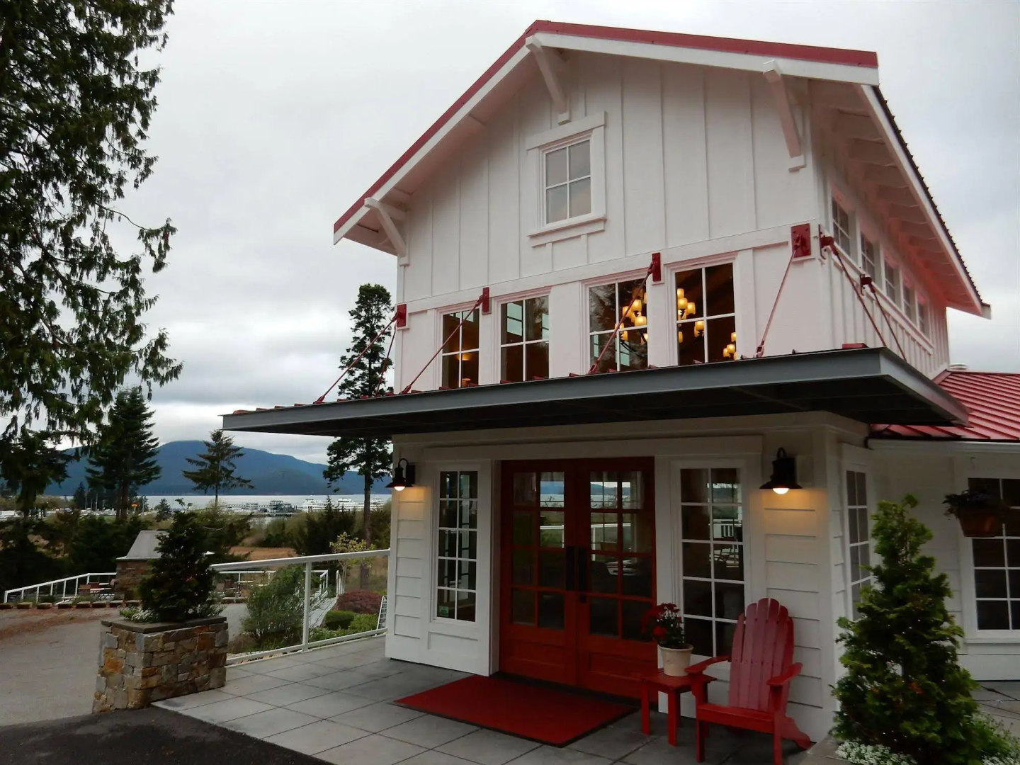 Anacortes Ship Harbor Inn