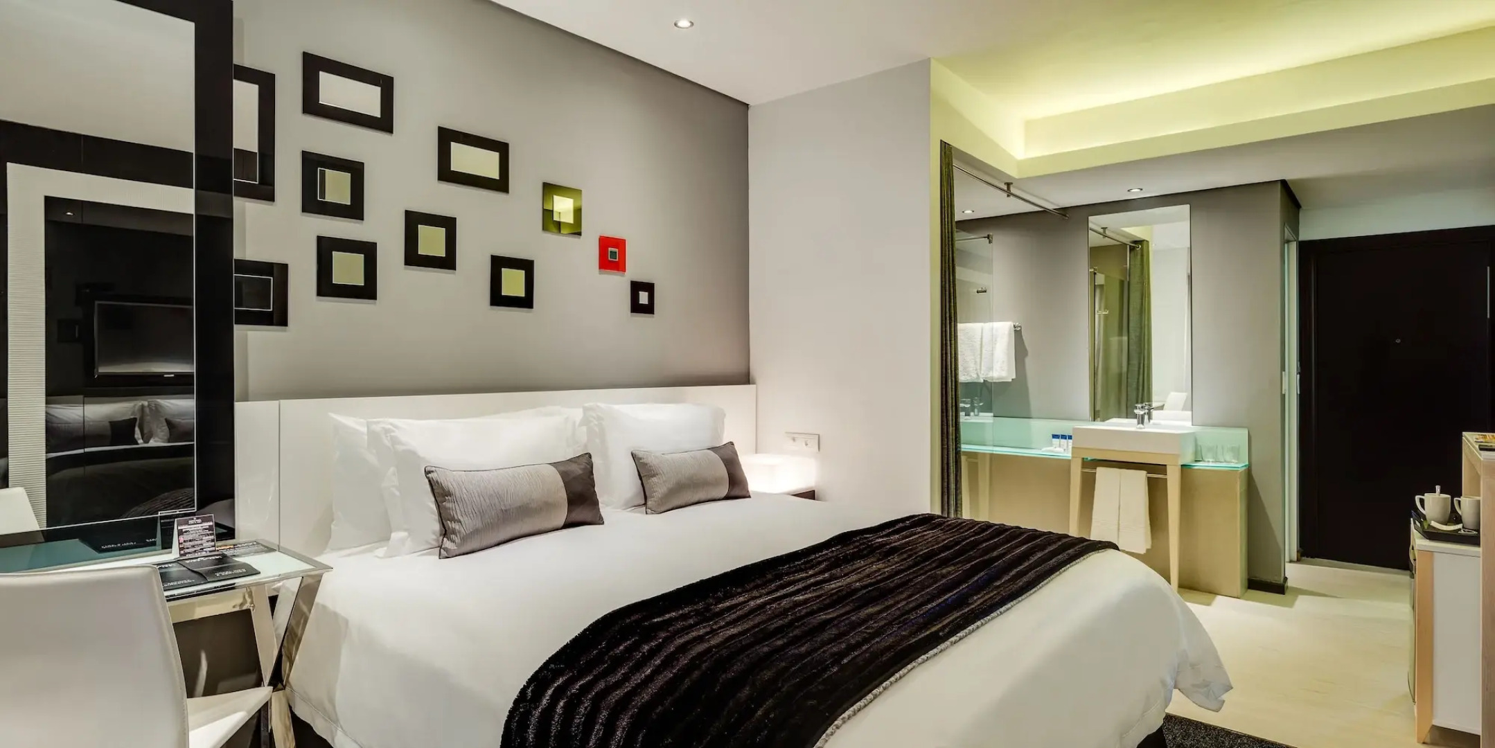 Protea Hotel Fire & Ice by Marriott Pretoria Menlyn