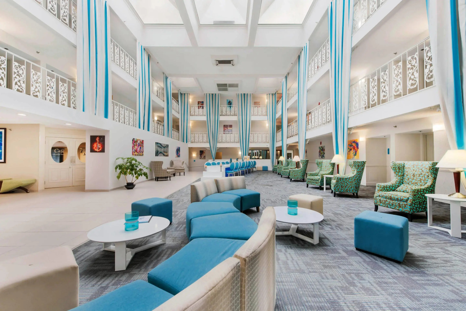 The Blu Hotel Blue Ash Cincinnati, an Ascend Collection Hotel