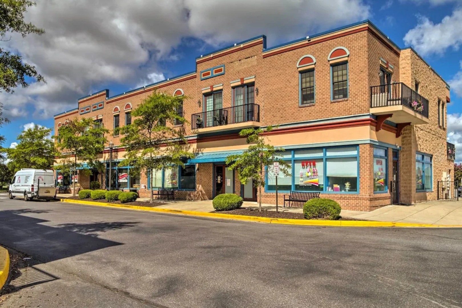 4 Mi to Beaches: Pet-friendly Lewes Condo!