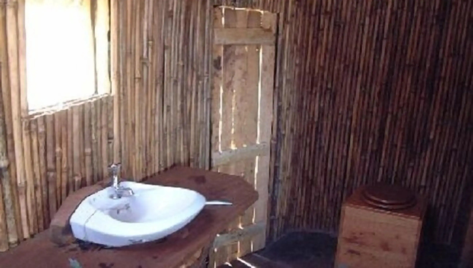 Lacam Lodge - Hostel