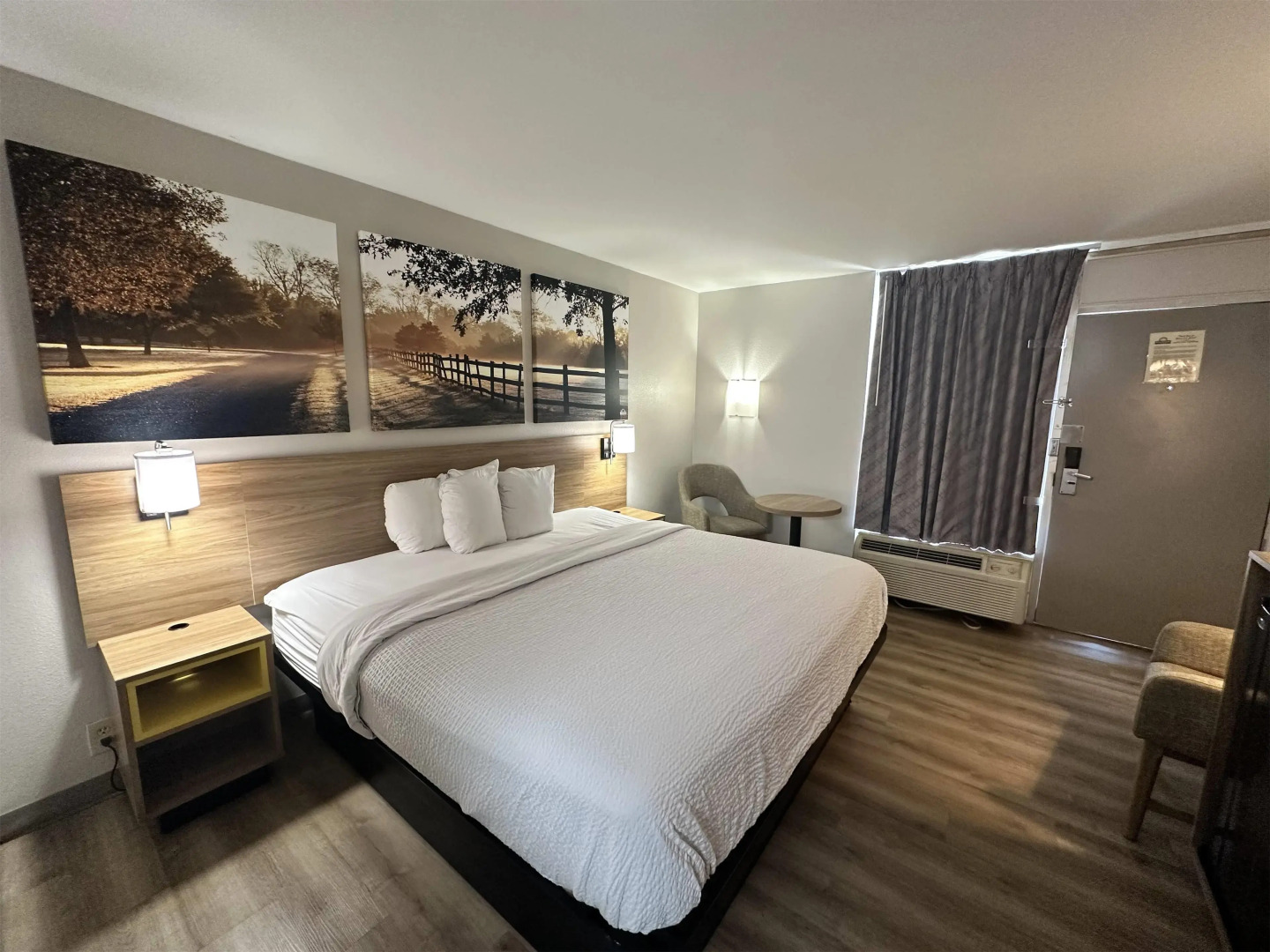 Days Inn by Wyndham Adel I-75