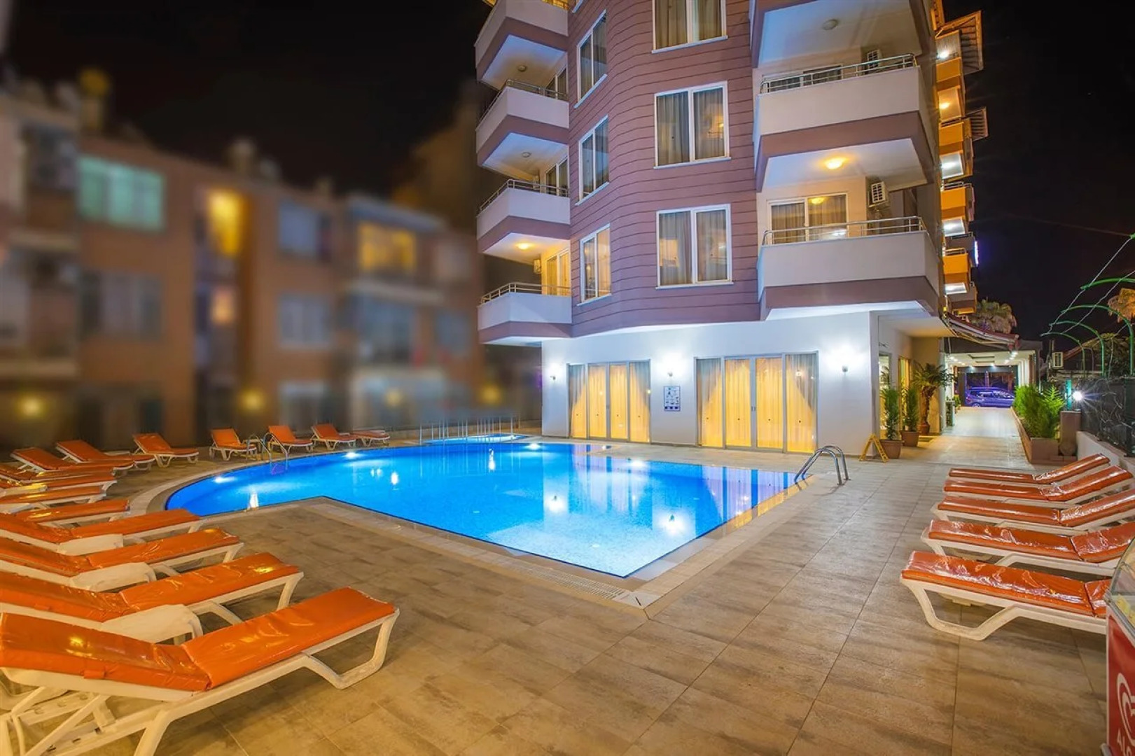 Hawaii Suite Beach Hotel