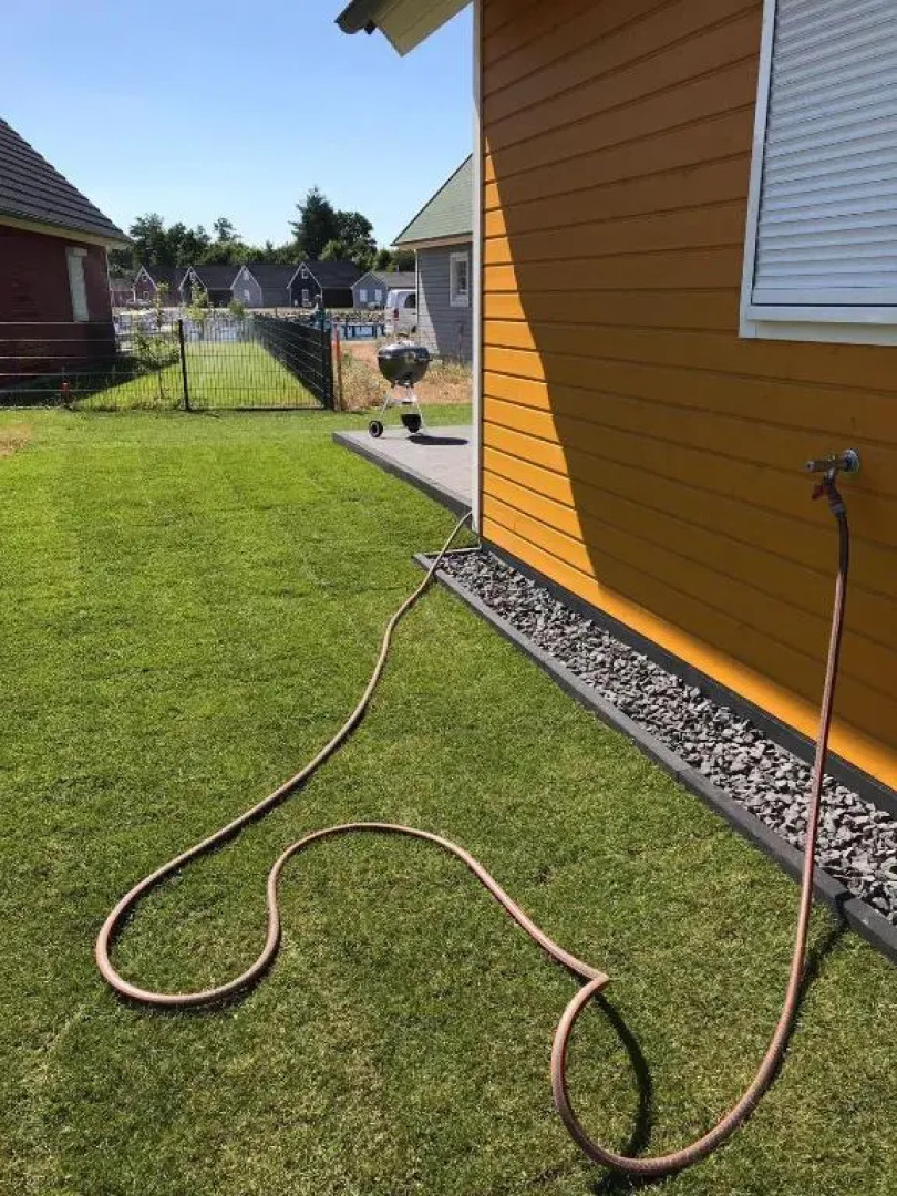 Skandinavisches-Ferienhaus-2-Reihe-zum-Wasser-fuer-6-Personen