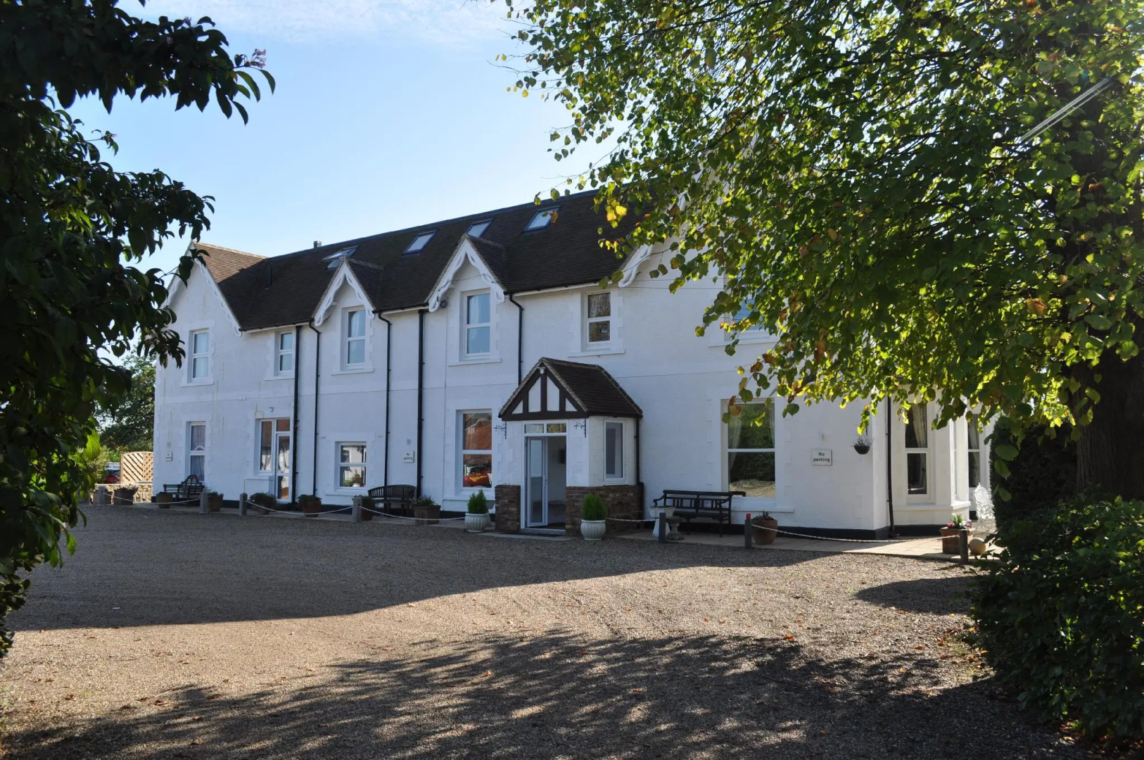 Hookwood Lodge London Gatwick