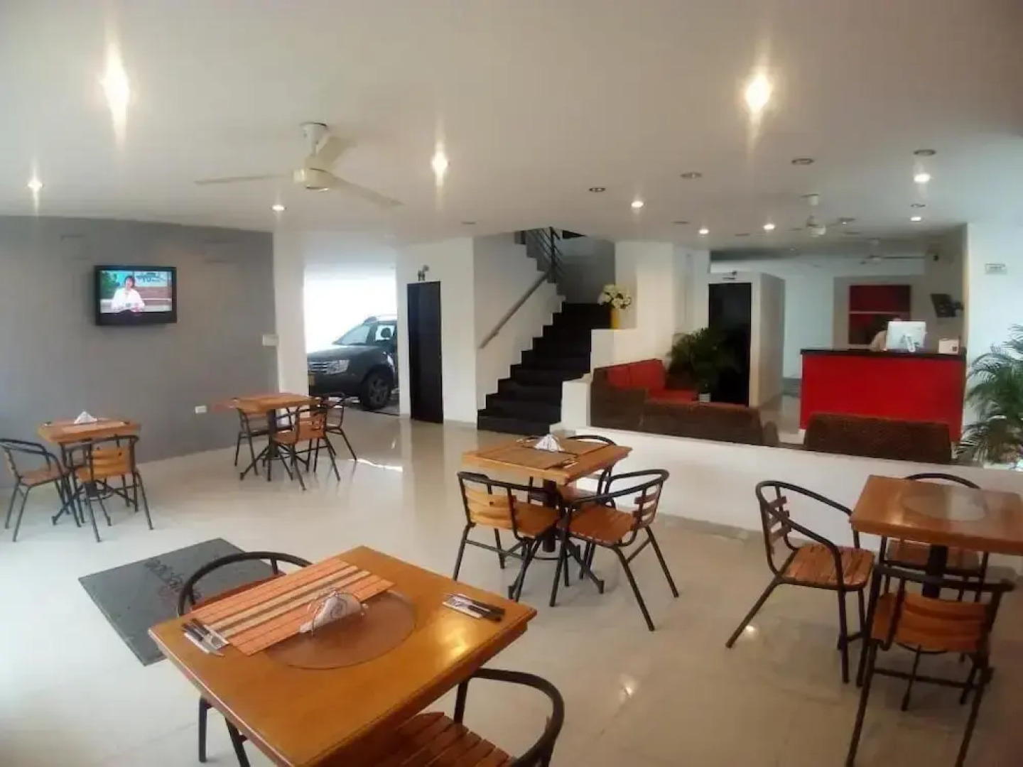 A&L Hoteles - Hotel Adelaida