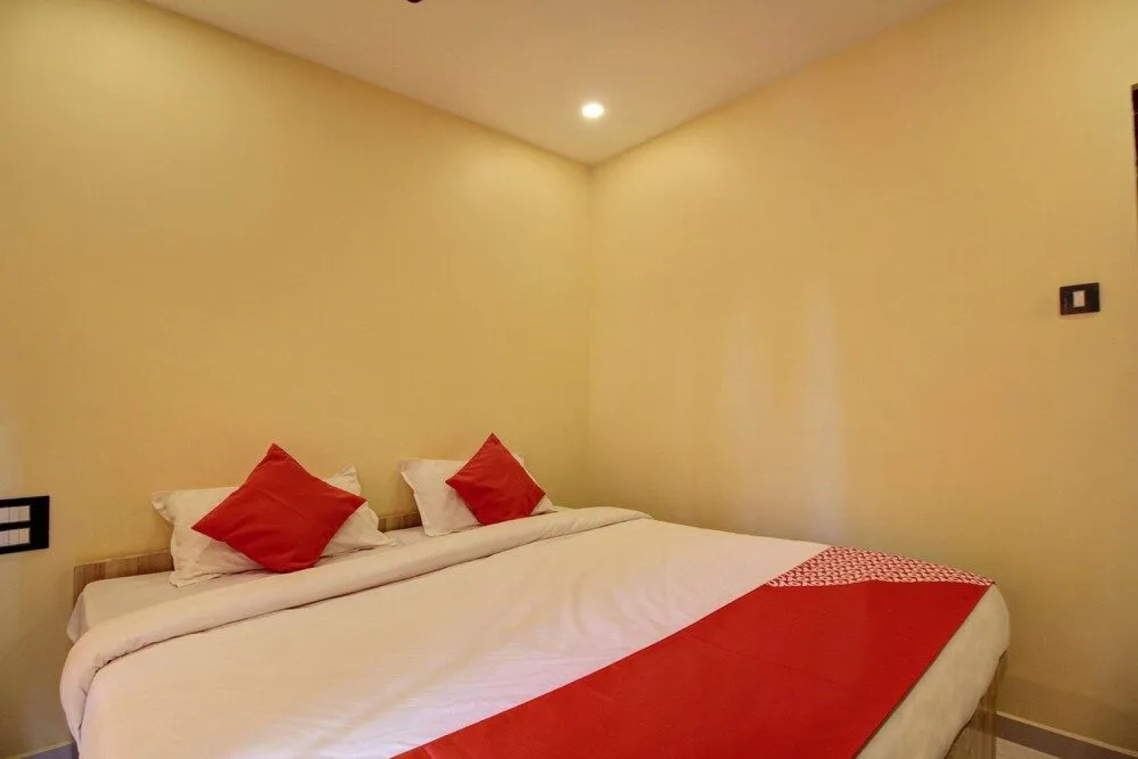 Oyo 22512 Krishna Kausthubha Service Apartment