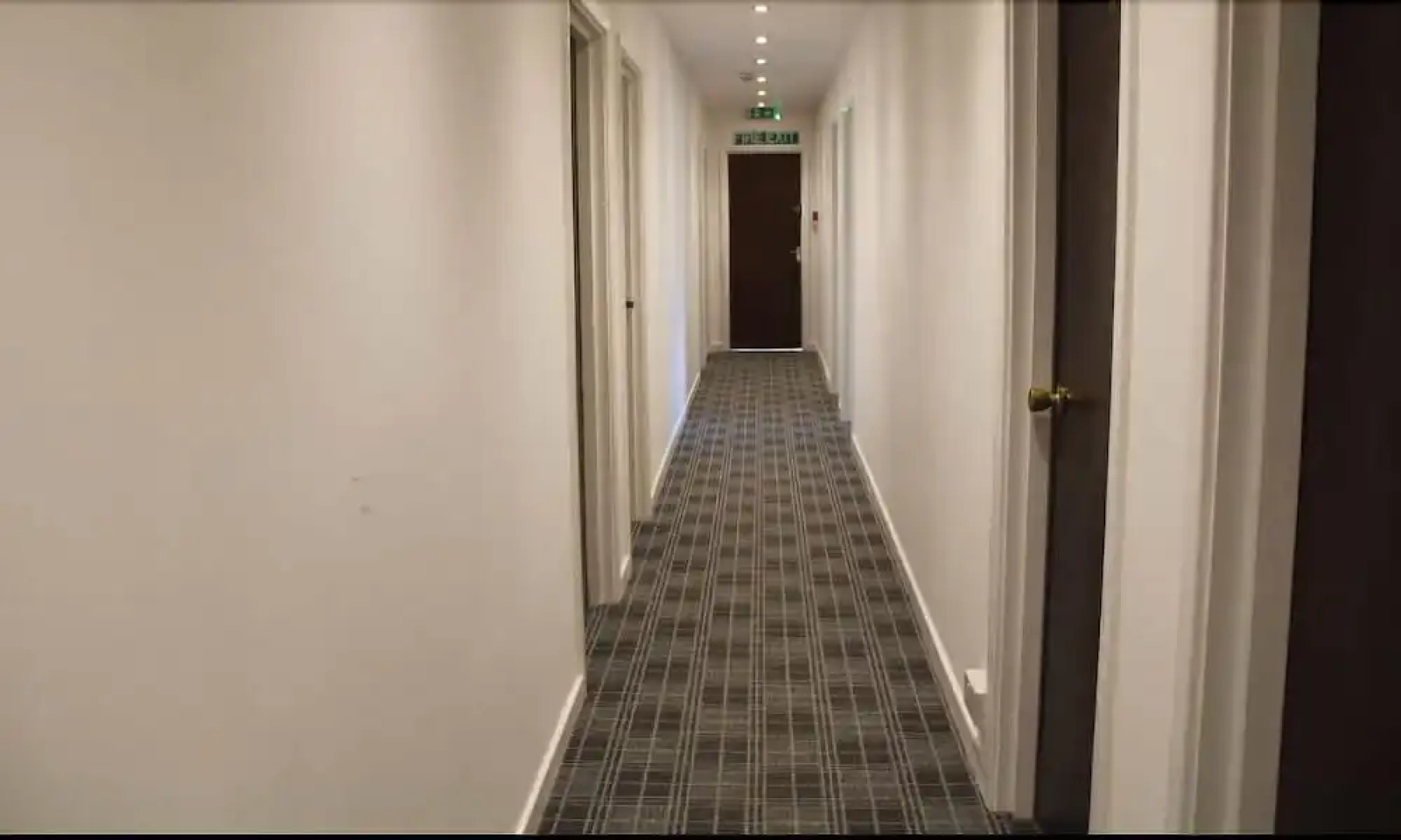 Ye Olde Red Lion Hotel