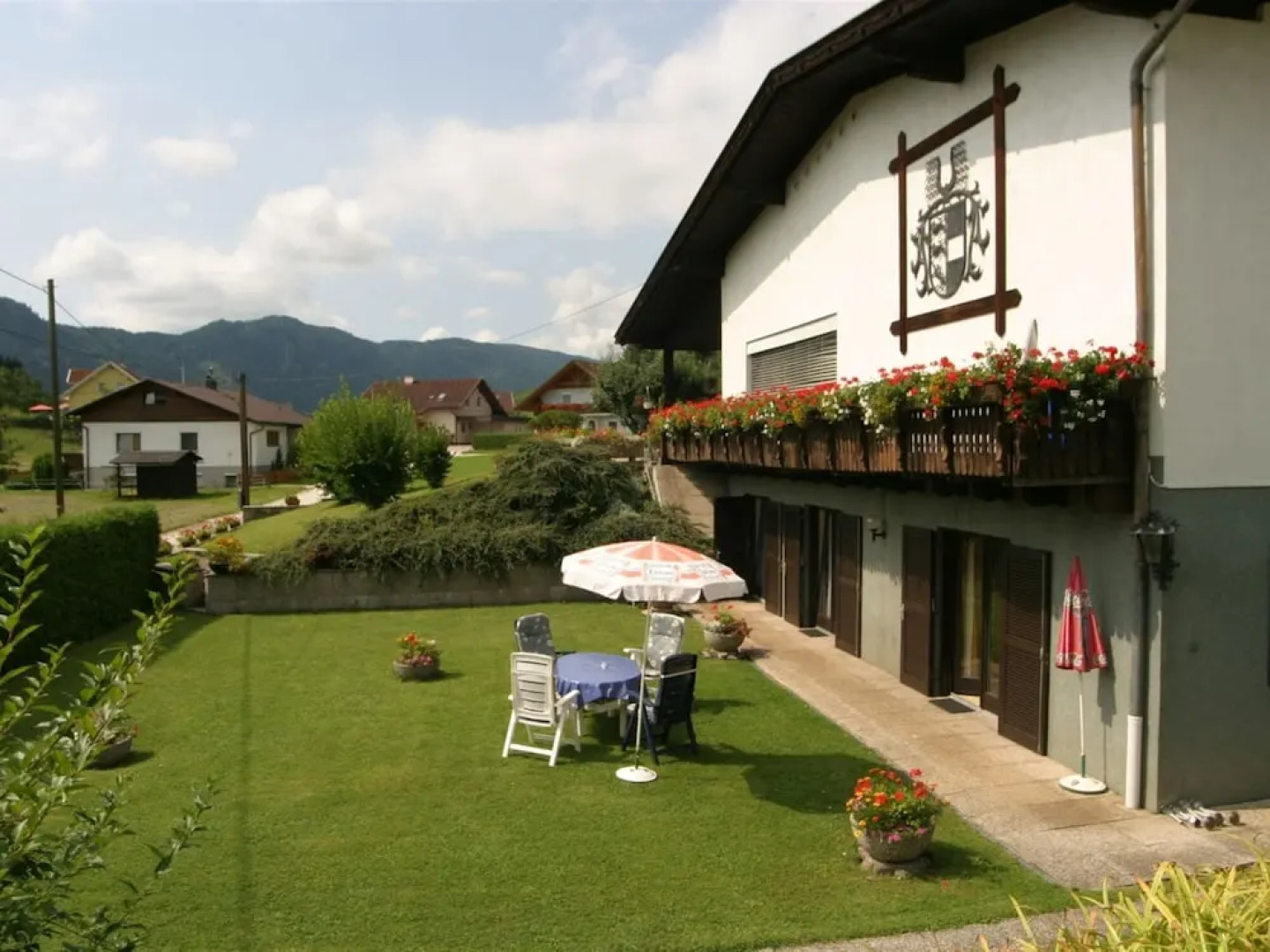 Spacious Apartment near Ski Area in Liebetig