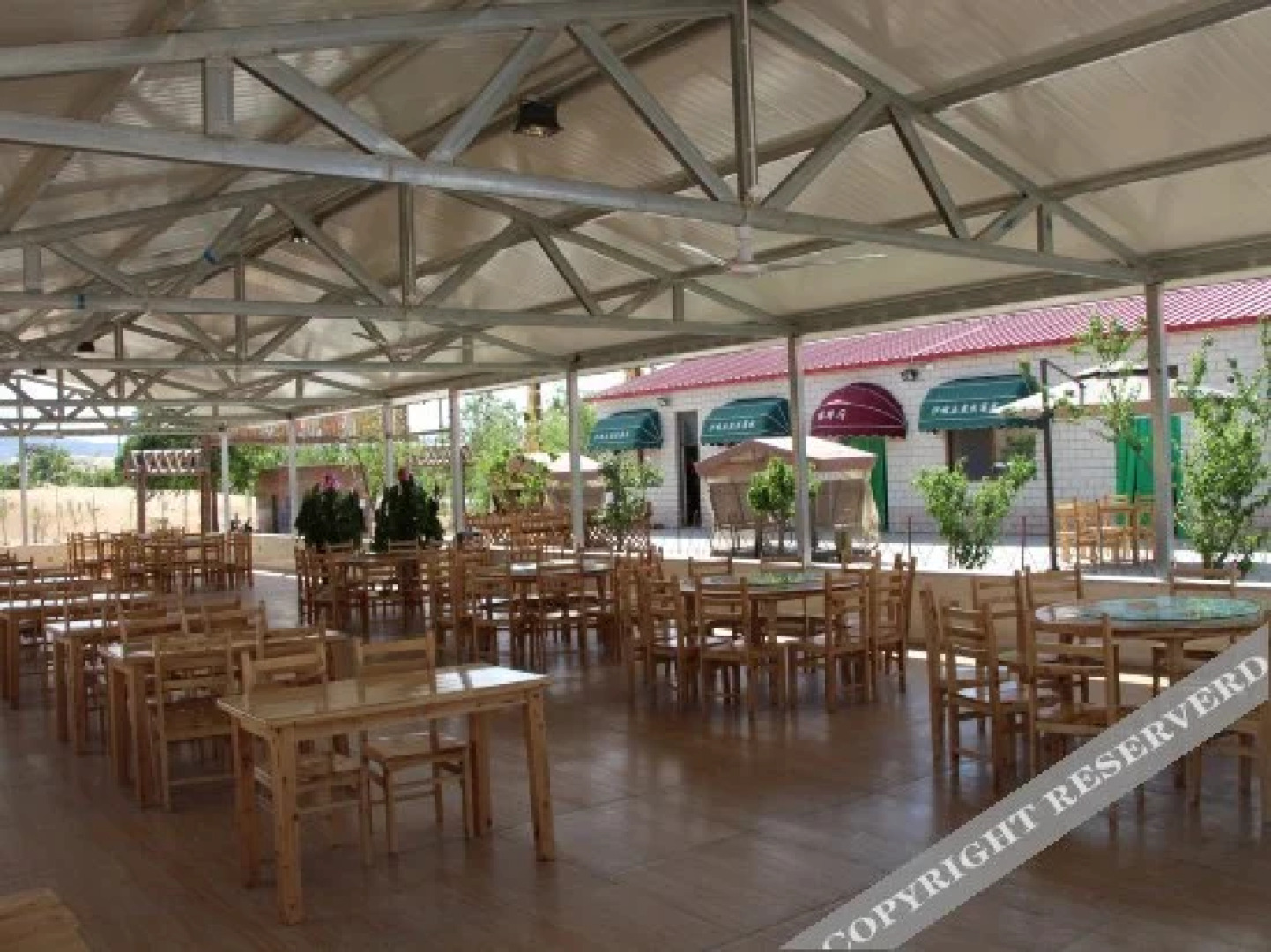 Shapotou Yanran Hostel