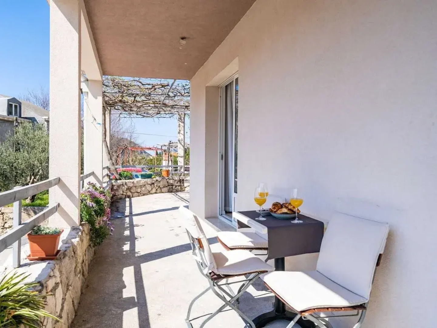 Apartment N&I - One Bedroom With Terrace