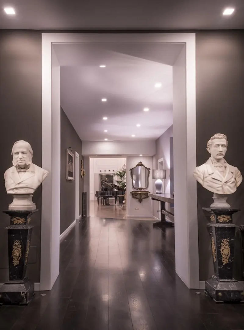 Arnaboldi Palace - Circolo