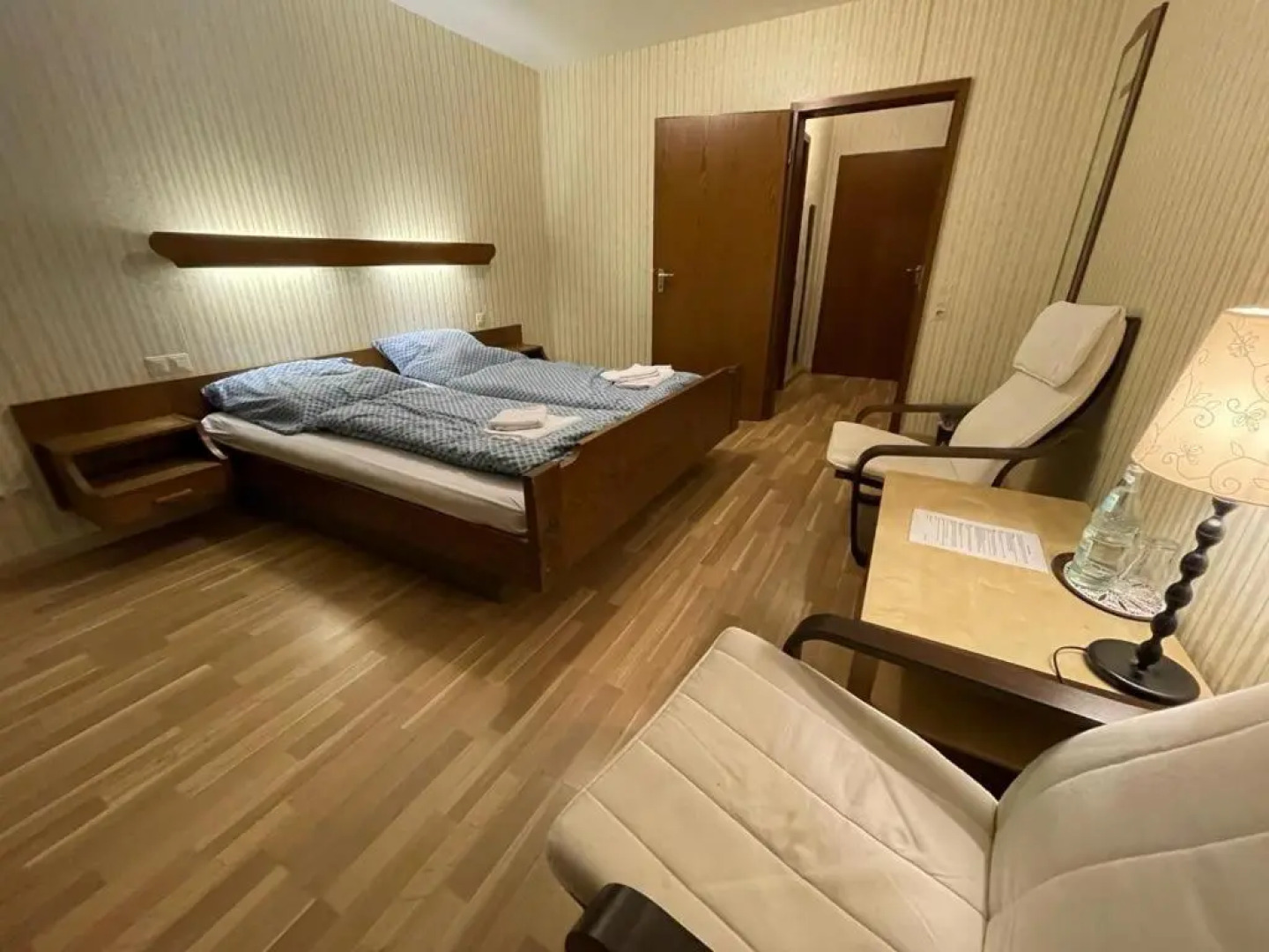 Beny Hotel Restaurant