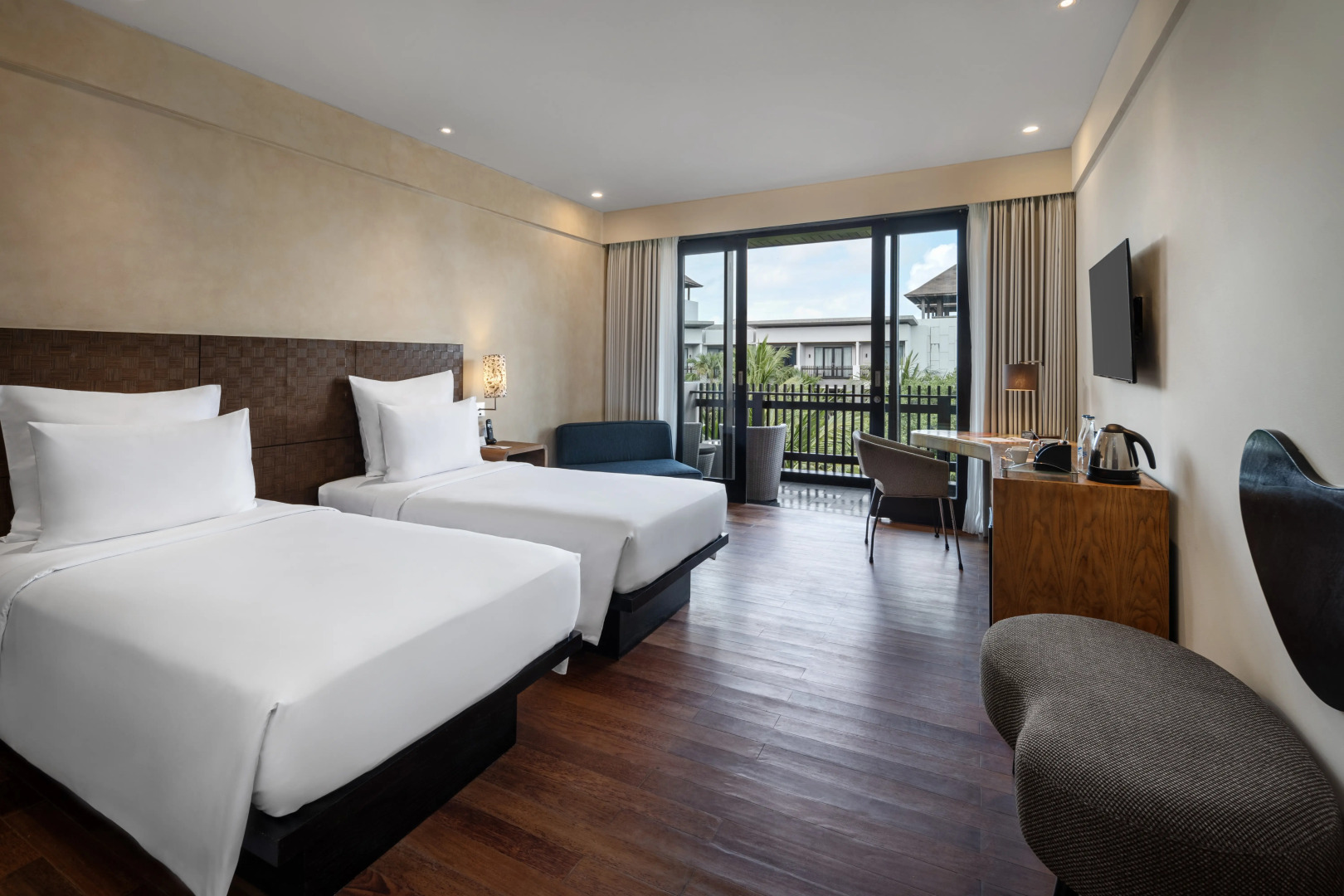 Pullman Bali Legian Beach