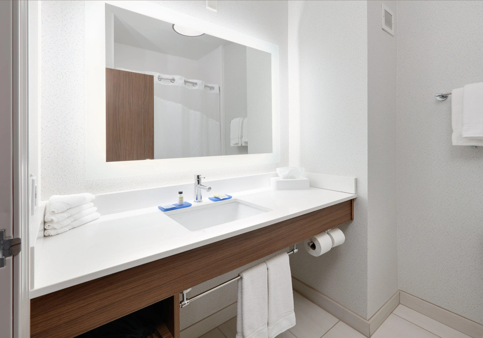 Holiday Inn Express Mitchell by IHG