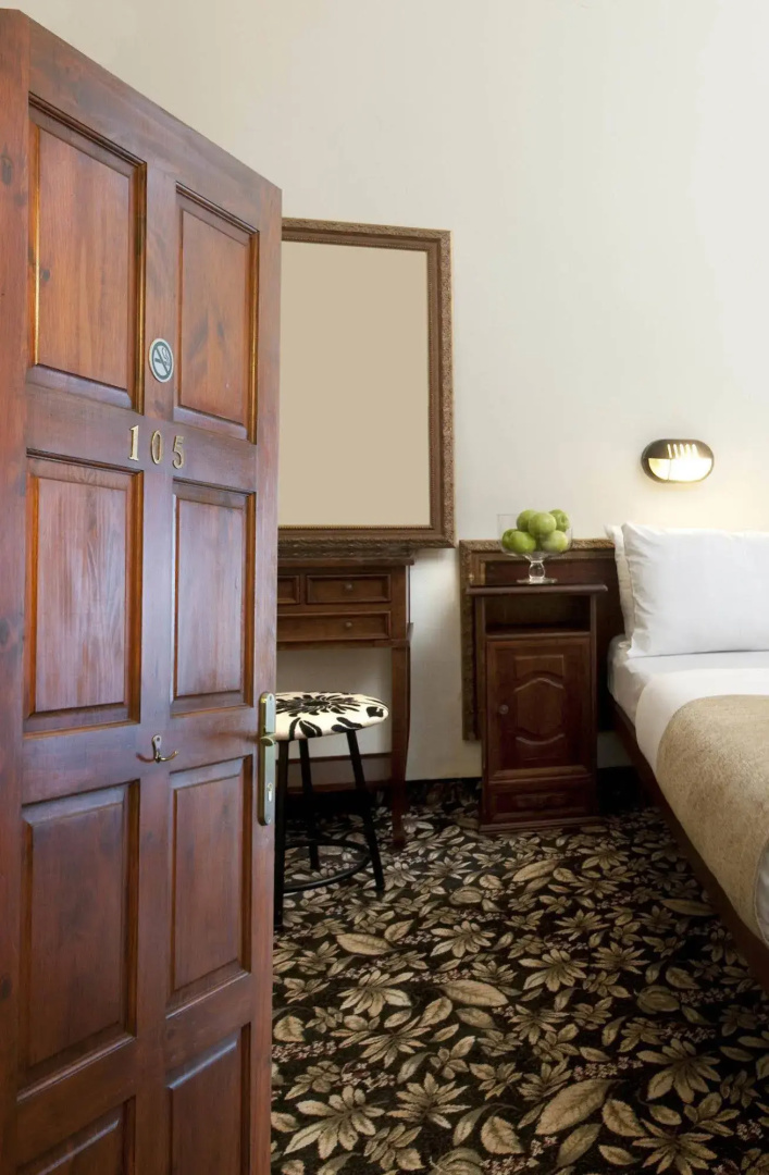 Galileo Hotel