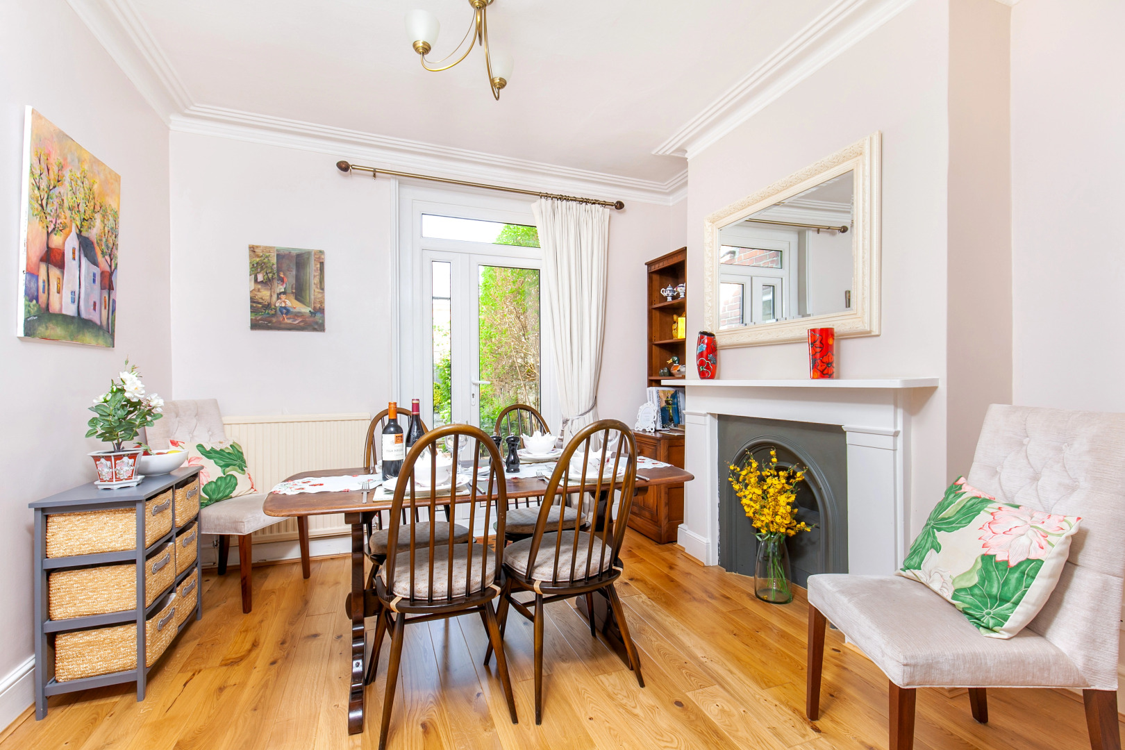 All the city has to offer just a stone's throw away