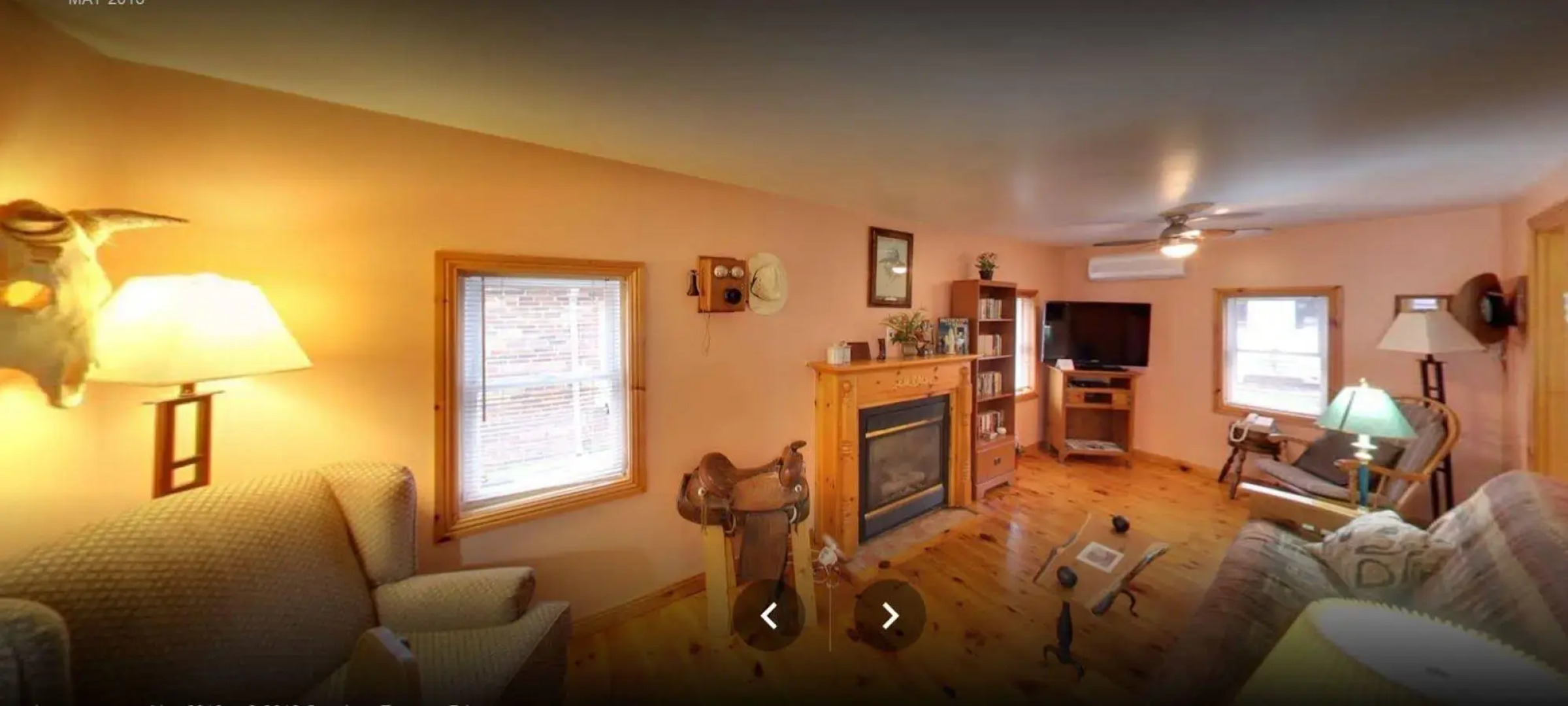 Dewar's Inn on the River