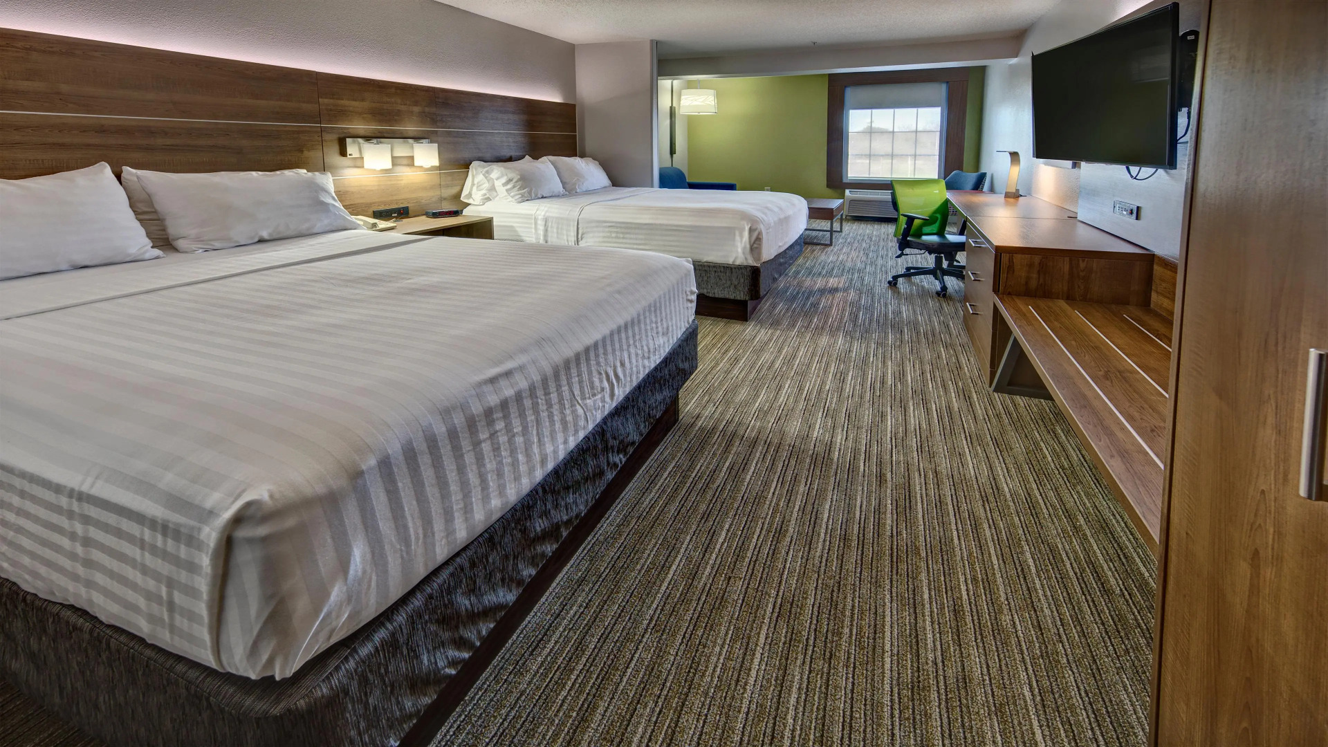 Holiday Inn Express & Suites Crossville by IHG