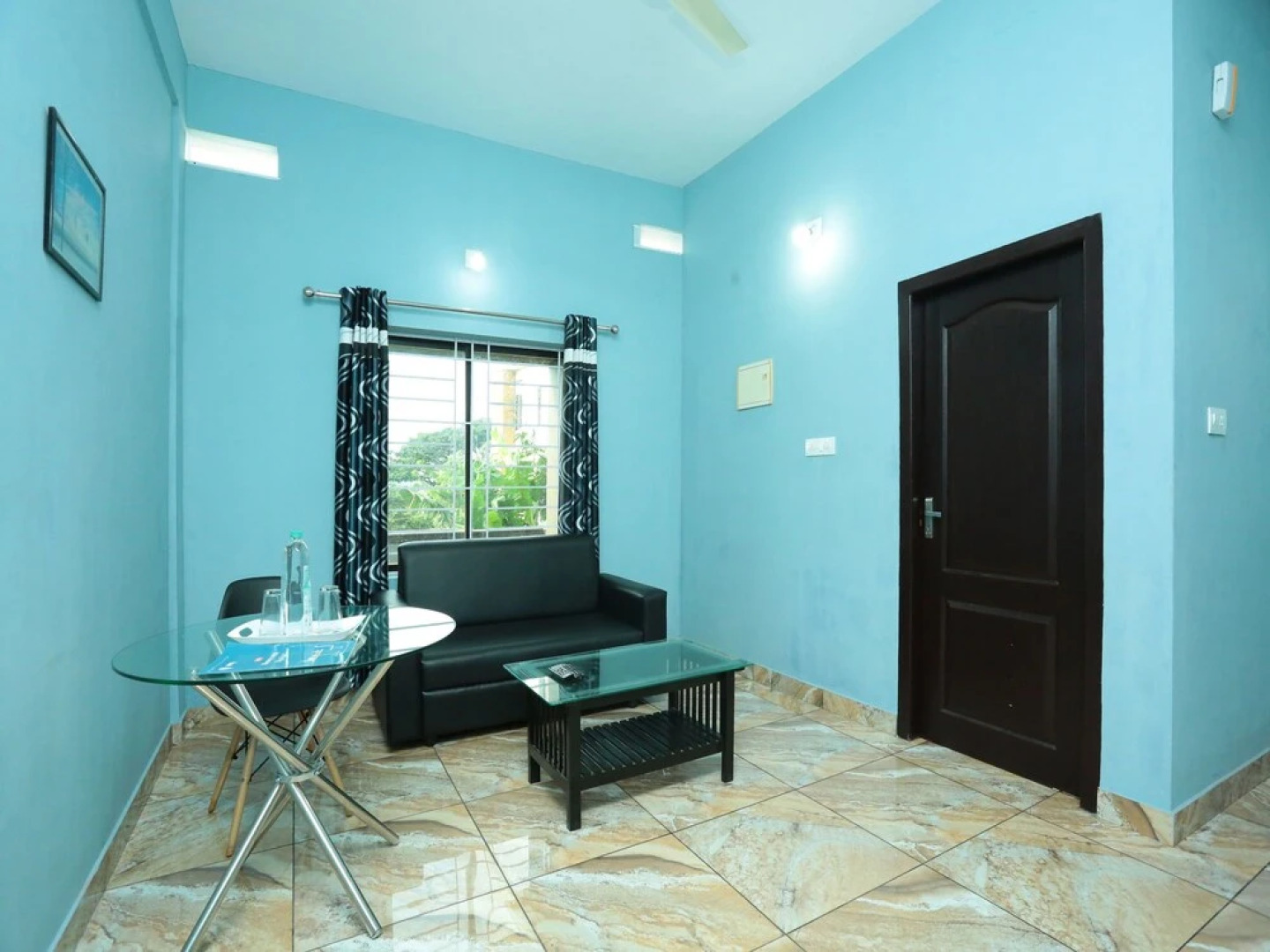 OYO 16417 Zahir Residency