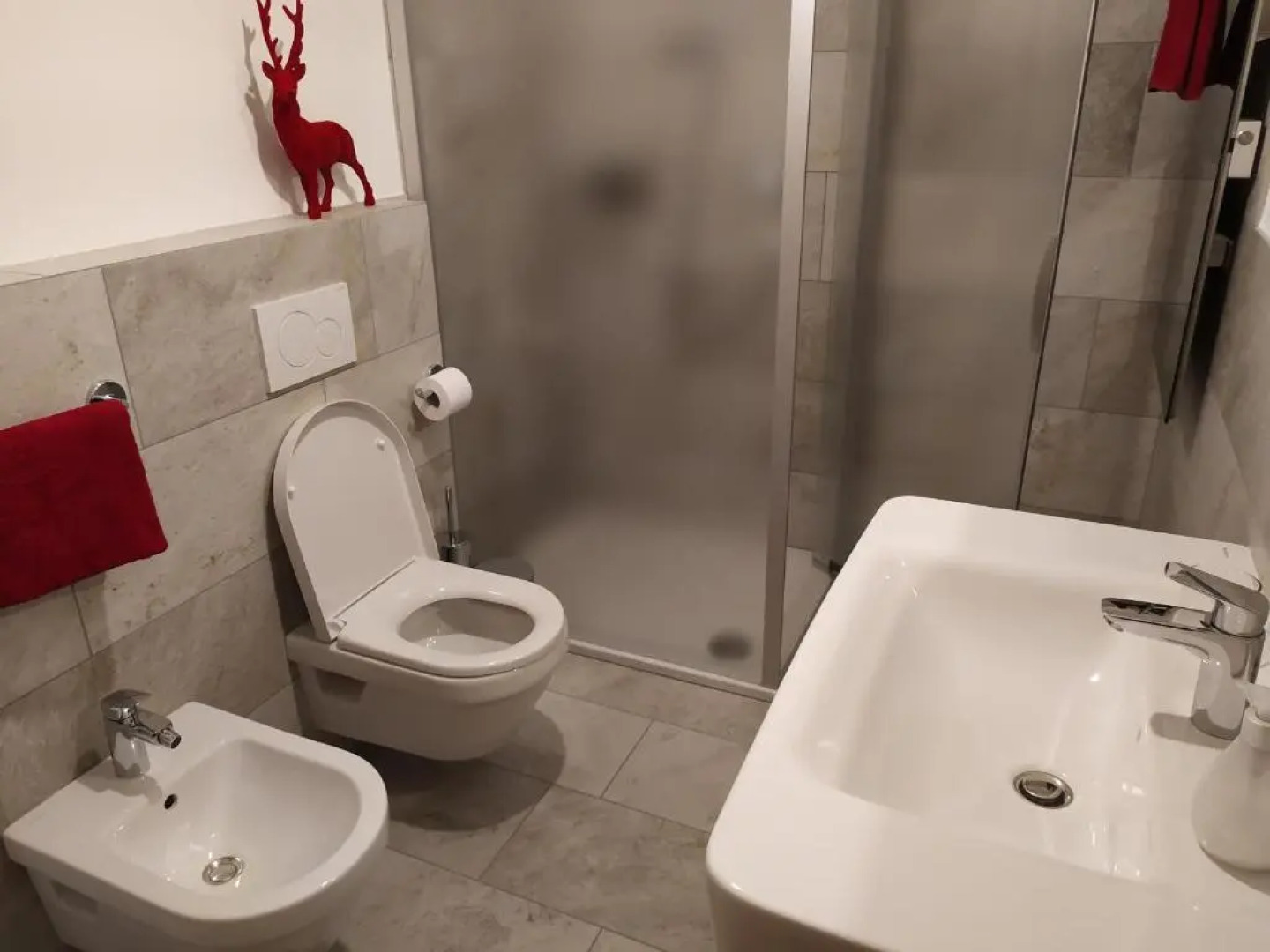 Apartments Ban Guggugg