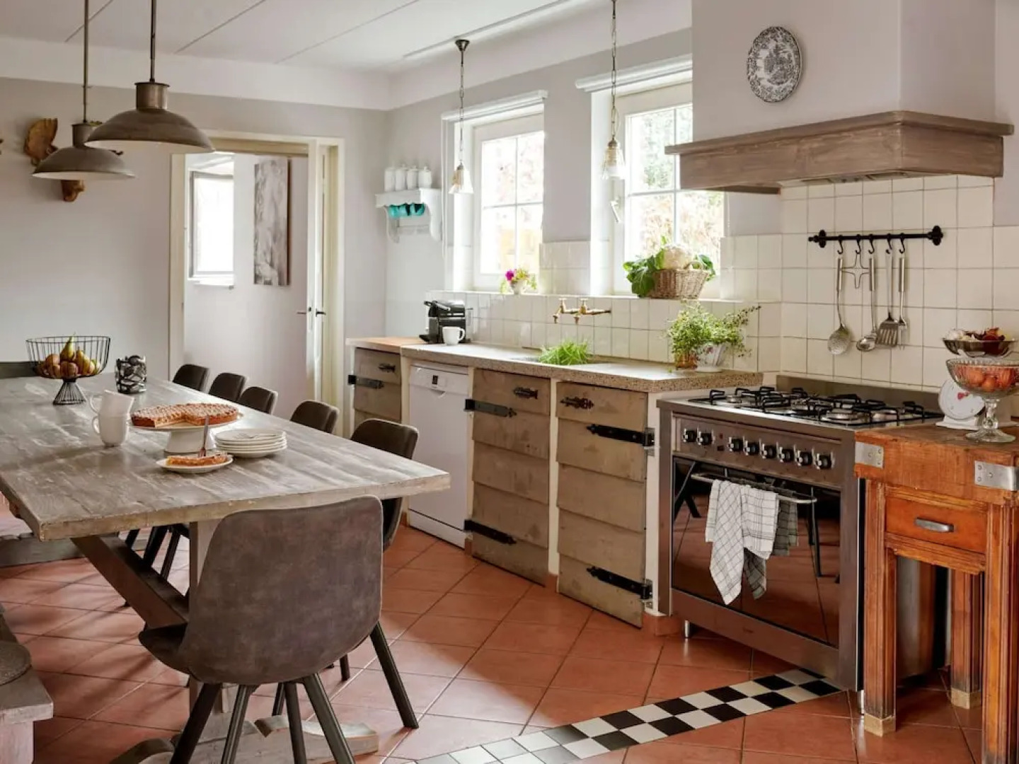 Authentic Holiday Home With a Garden