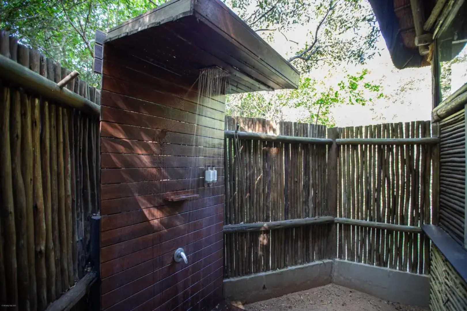 Royal Thonga Safari Lodge