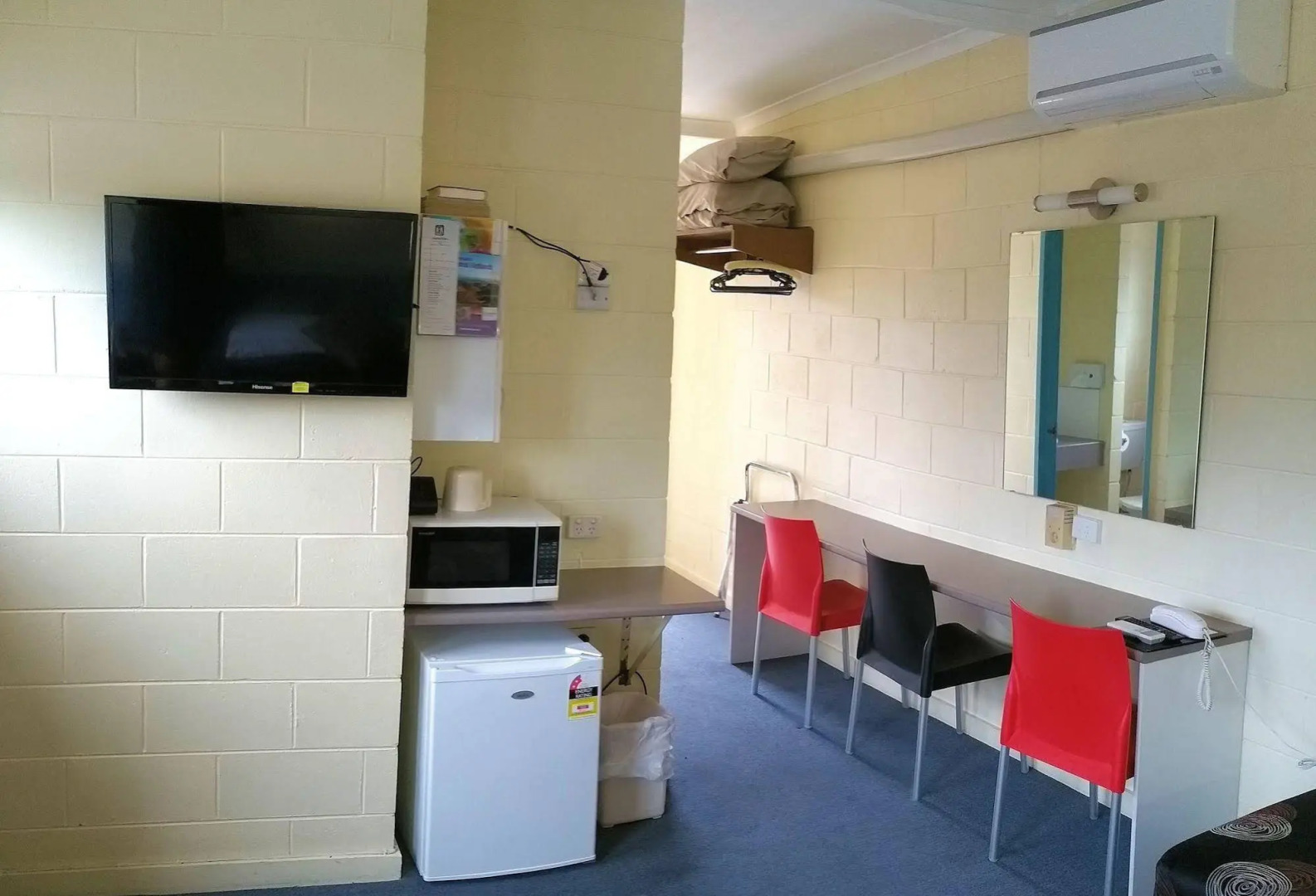 A & A Lodge Motel Emerald