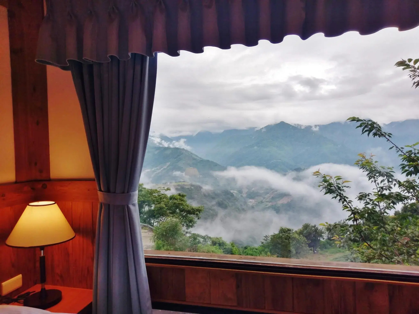 Shiyai Taoyuan B & B