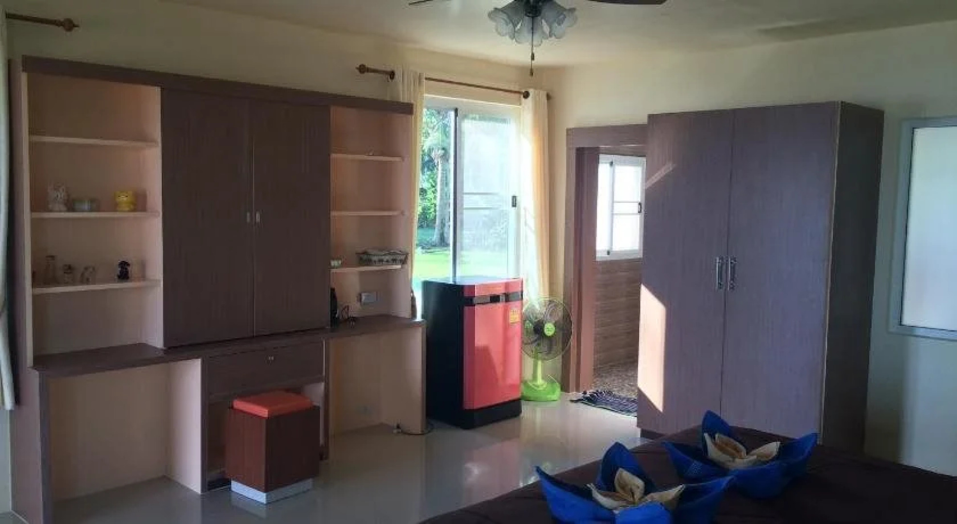 Holiday Beach Resort