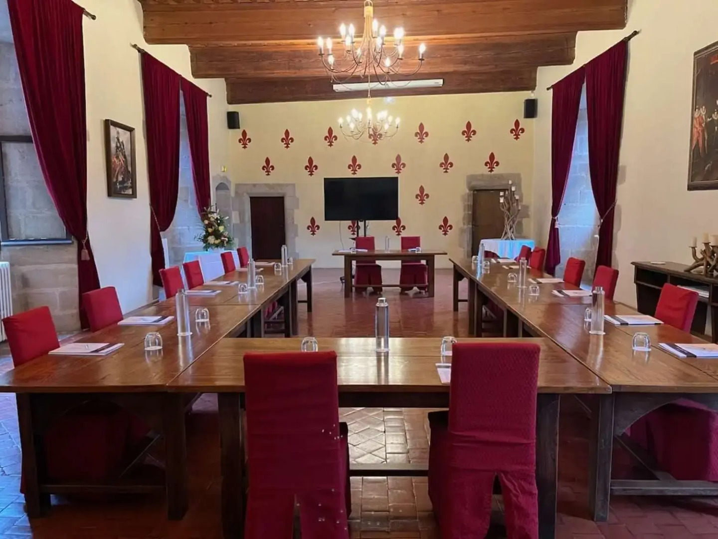 Chateau des Ducs de Joyeuse, BW Signature Collection