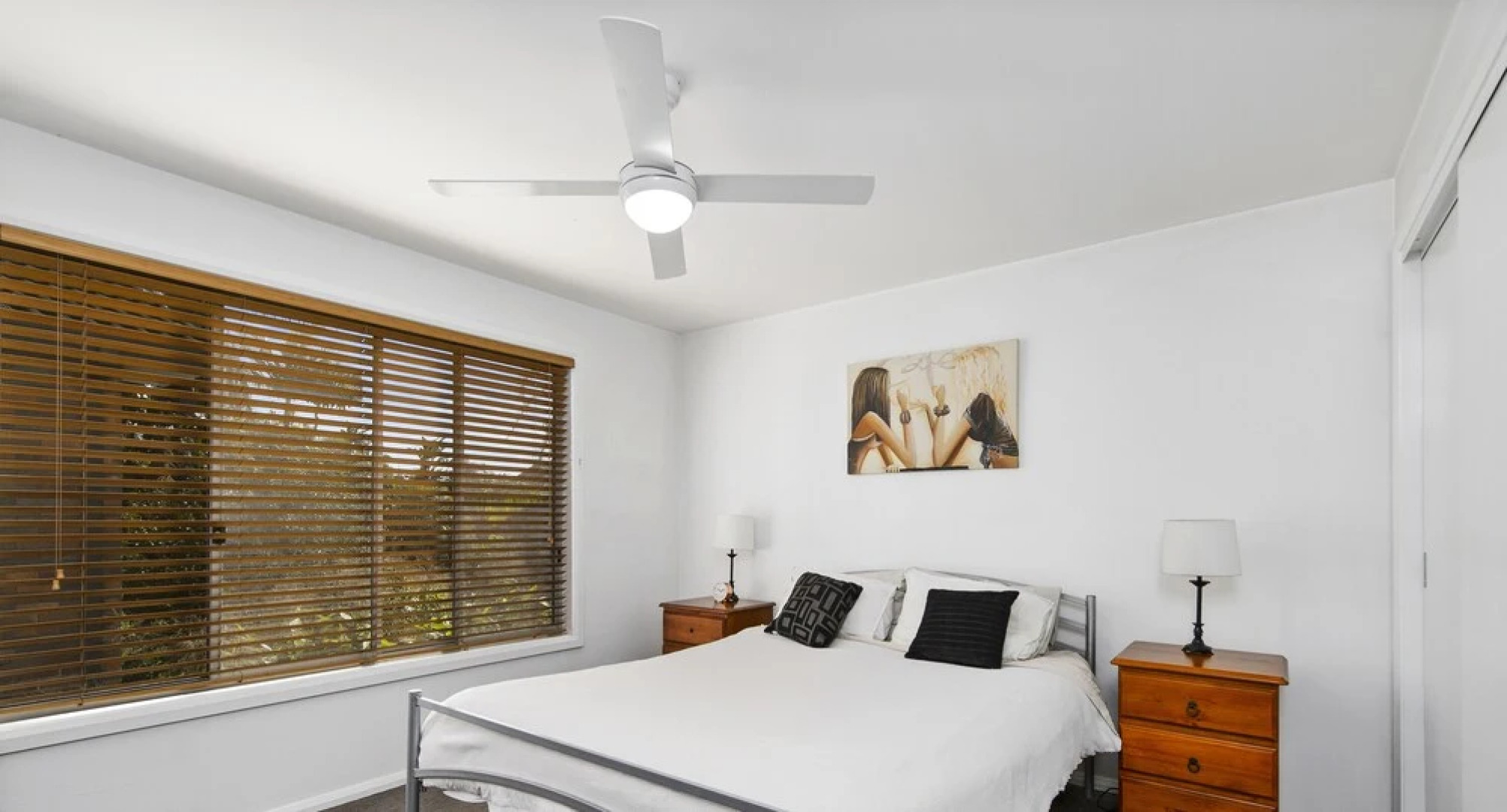 Sunny-Daze - Bonny Hills