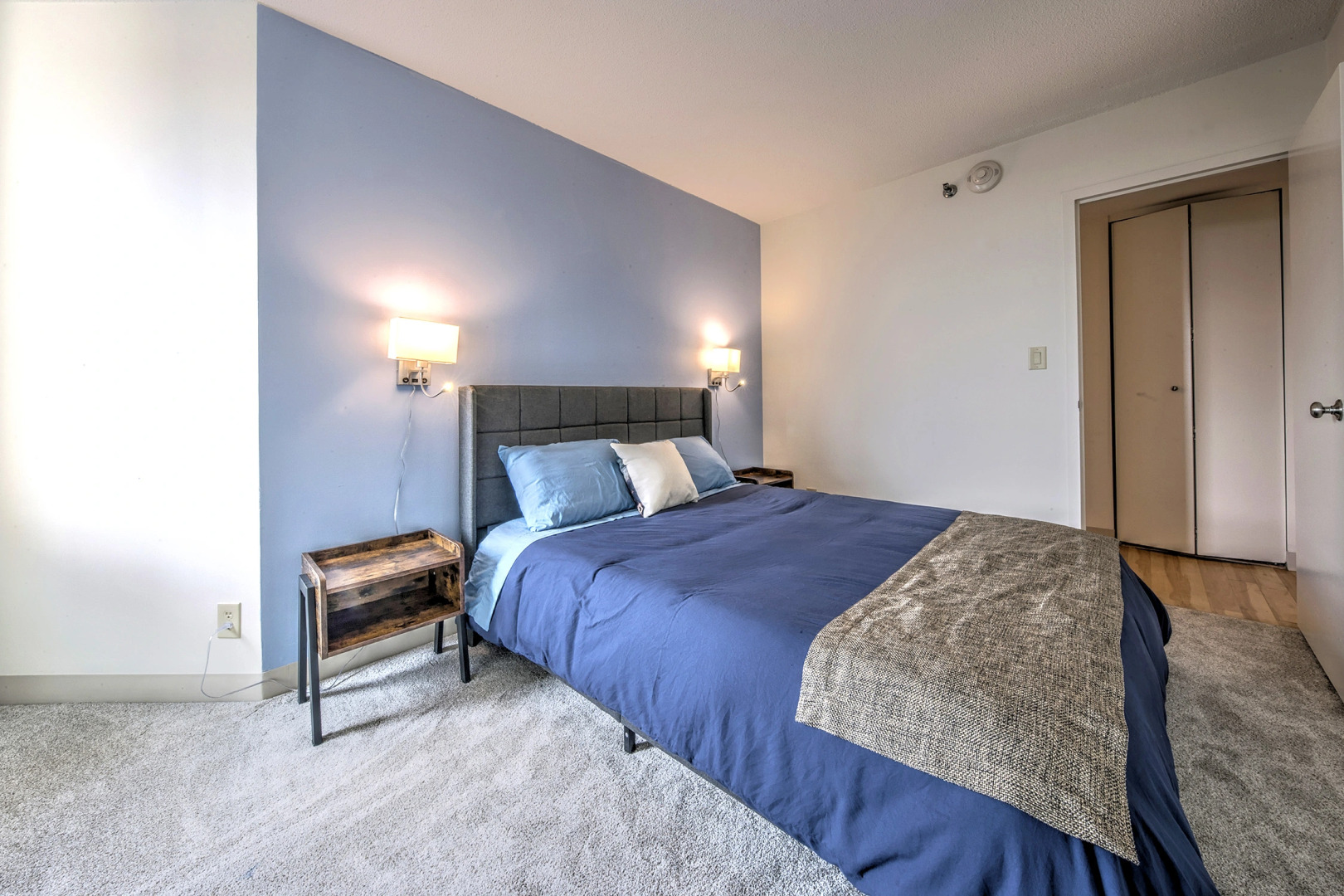 Upscale Apt with everything you need!