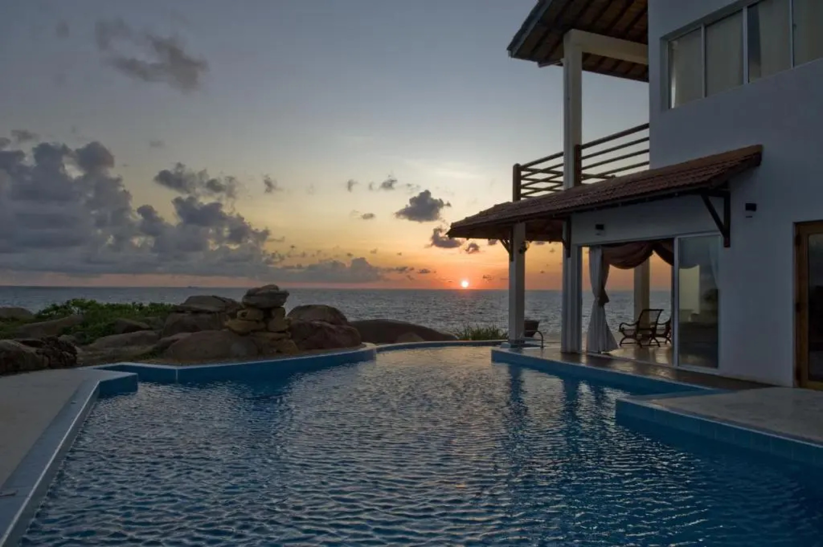 Land's End Villa