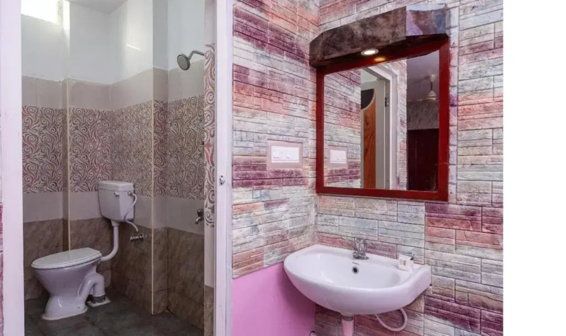 OYO 26735 Hotel Gnanam Residency