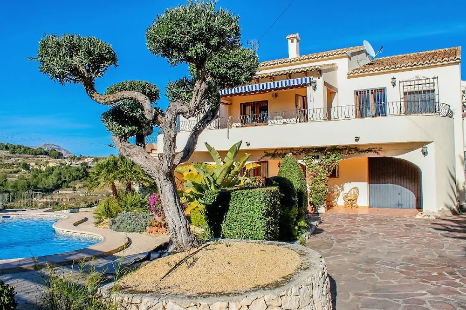 Nessa - well furnished villa with panoramic views in Benitachell