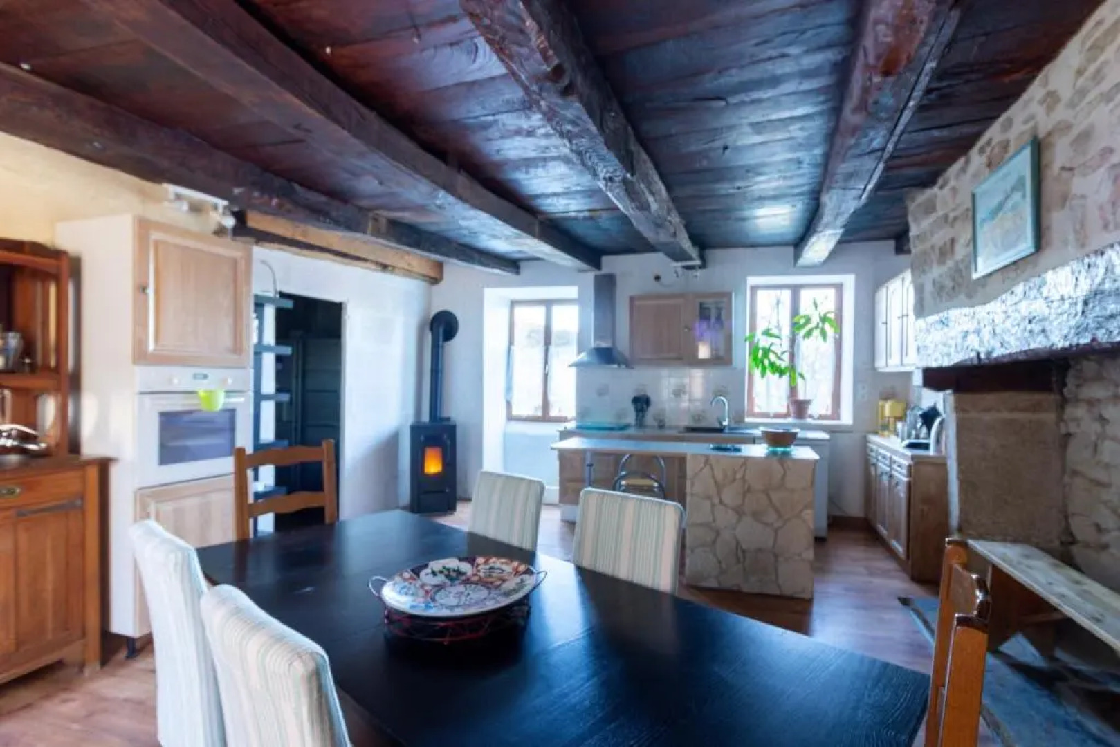 Maison de 4 chambres avec jardin amenage et wifi a Treignac