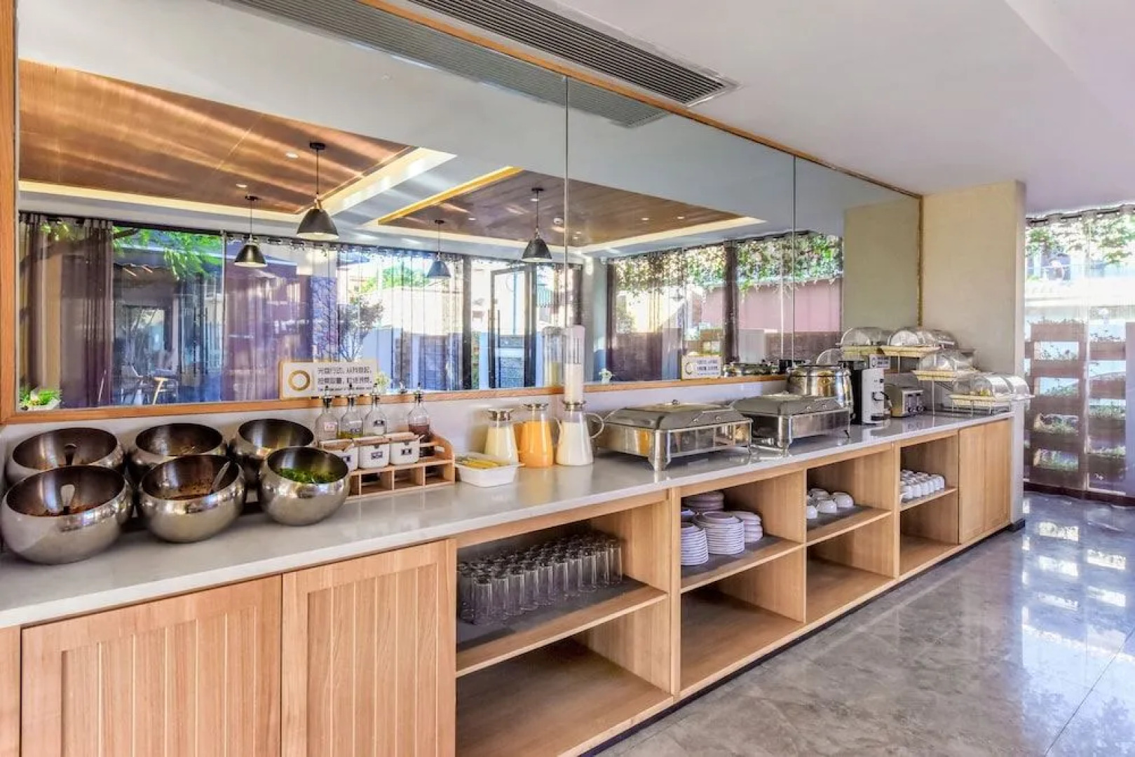 Xiyuan Holiday Hotel