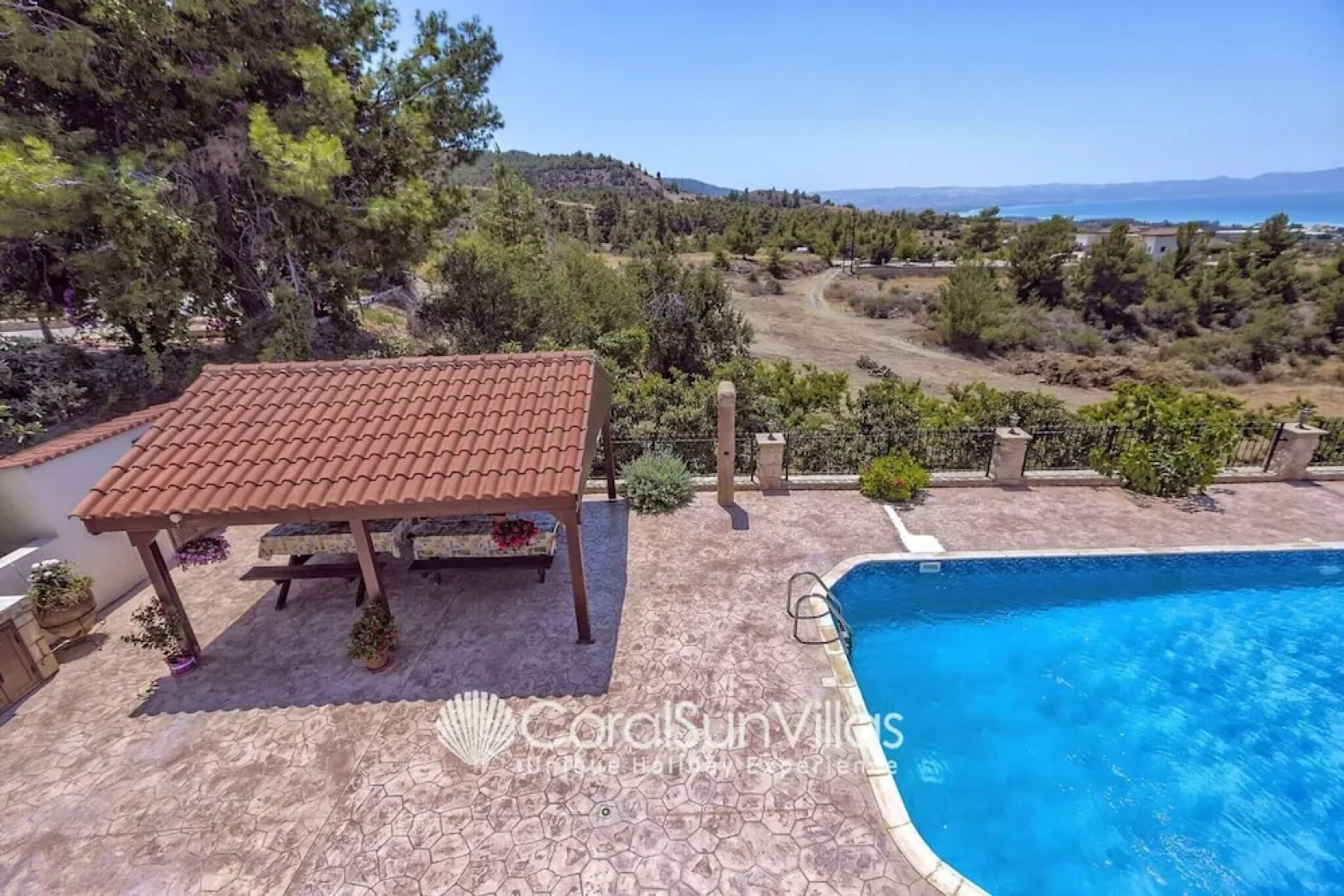 Away-from-it-all, Exceptional Sea Views Sleeps 10