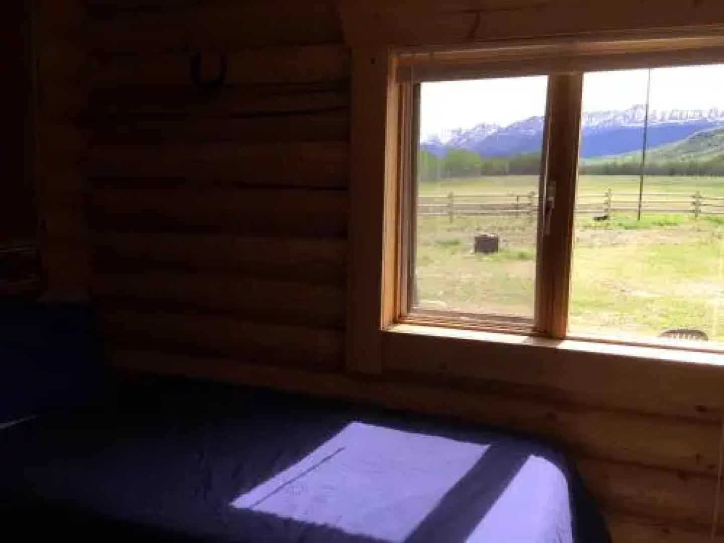 Folding Mountain B & B