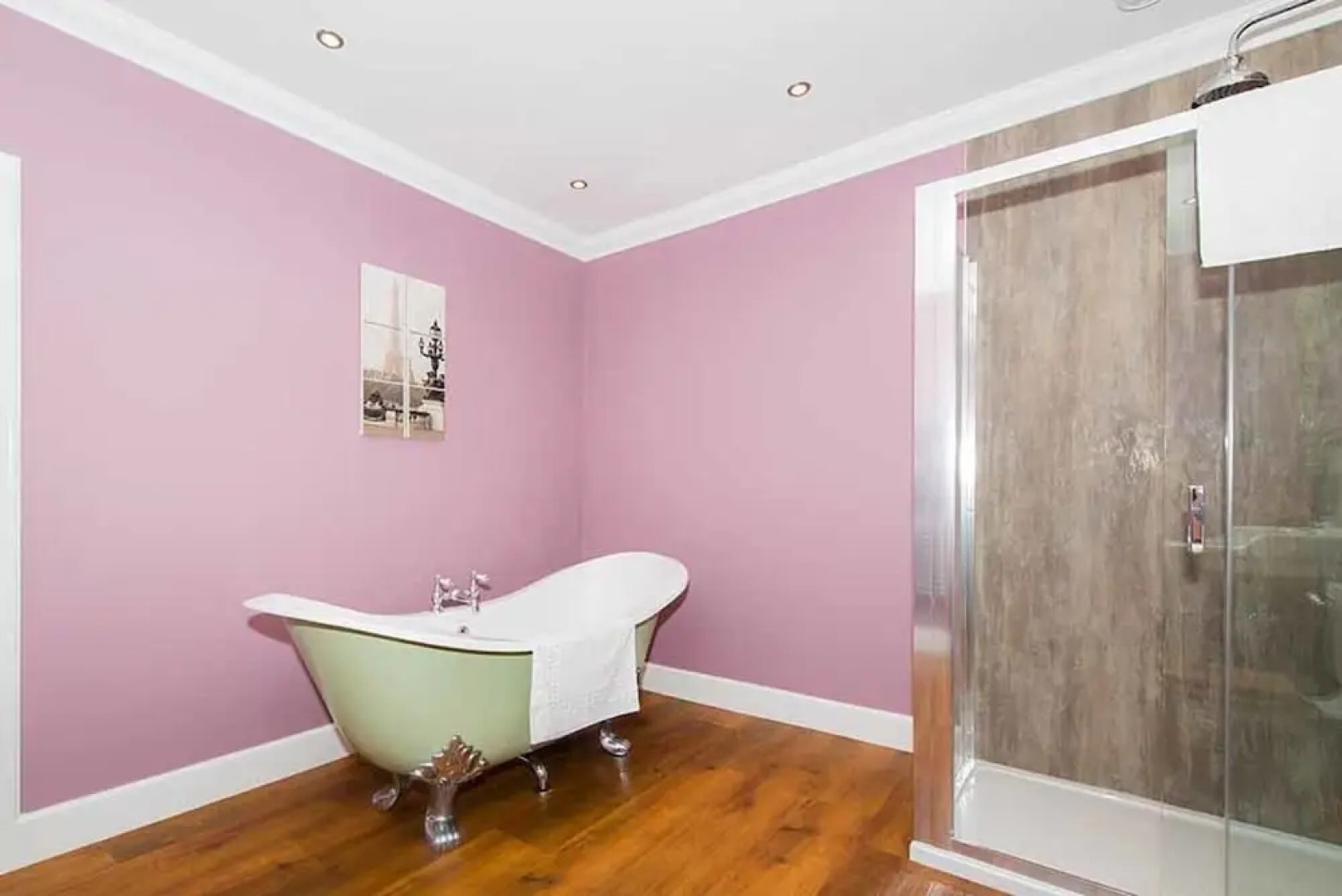 Maple Cottage With Hot Tub Near Cupar, Fife