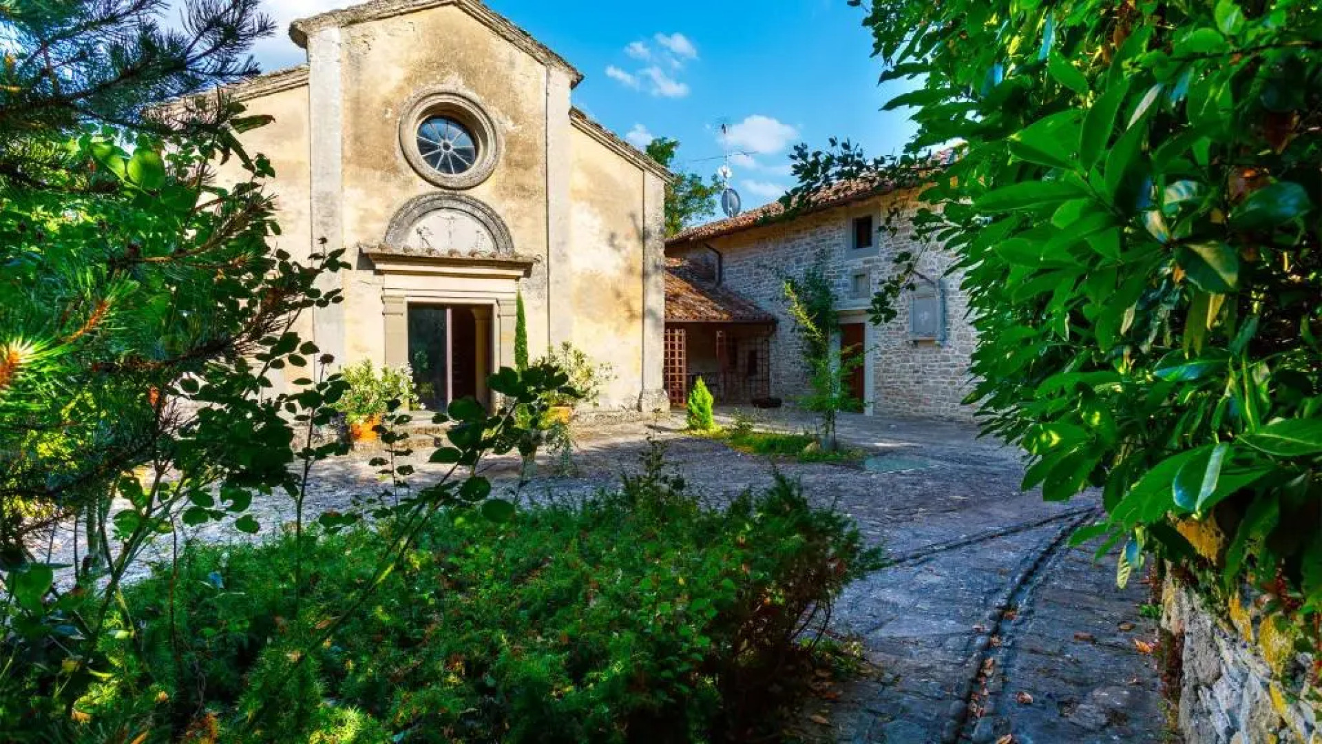 PIEVE DEL BORGO 6&2, Emma Villas