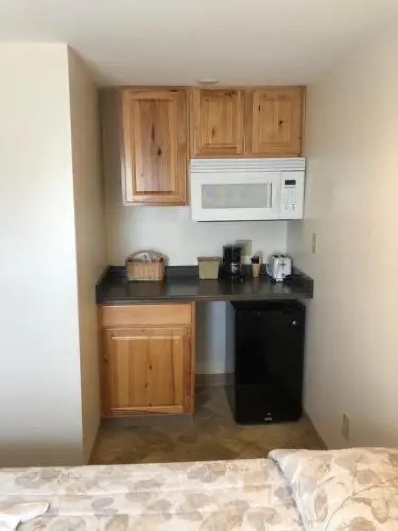 Alouette Sunrise Suites