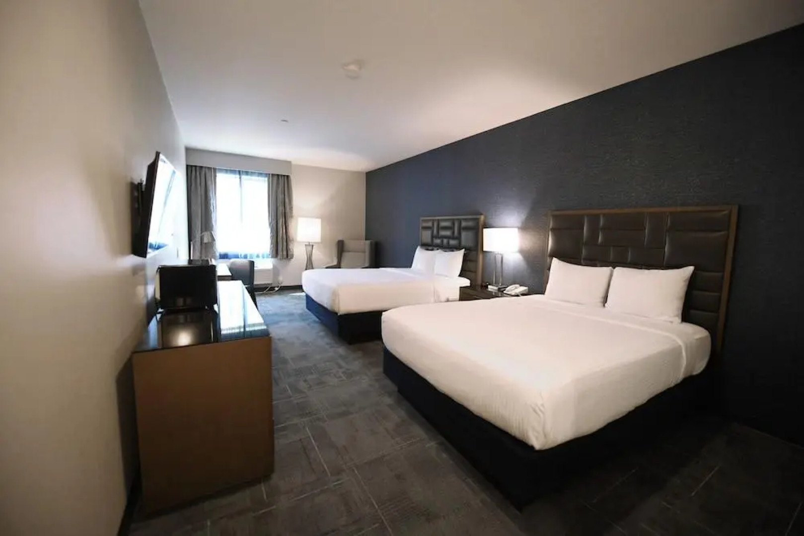 The Lodge at Rolling Hills