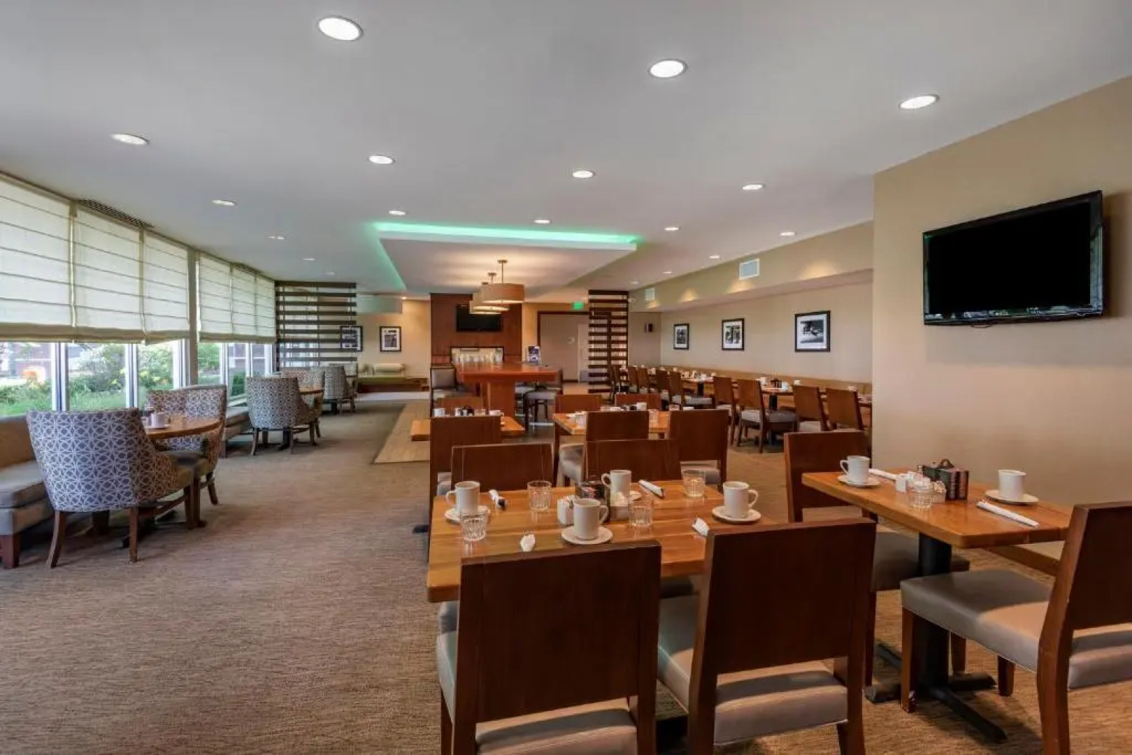 Holiday Inn Bangor by IHG