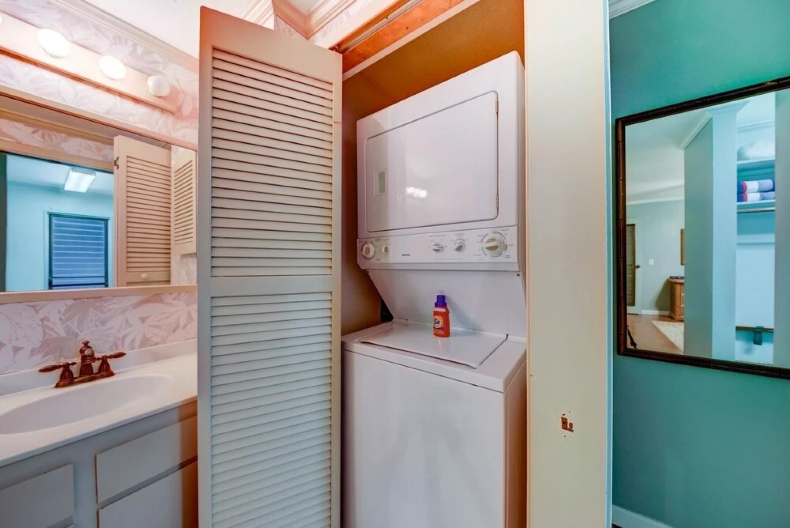 Kahala 123 1 Bedroom 1 Bathroom Condo