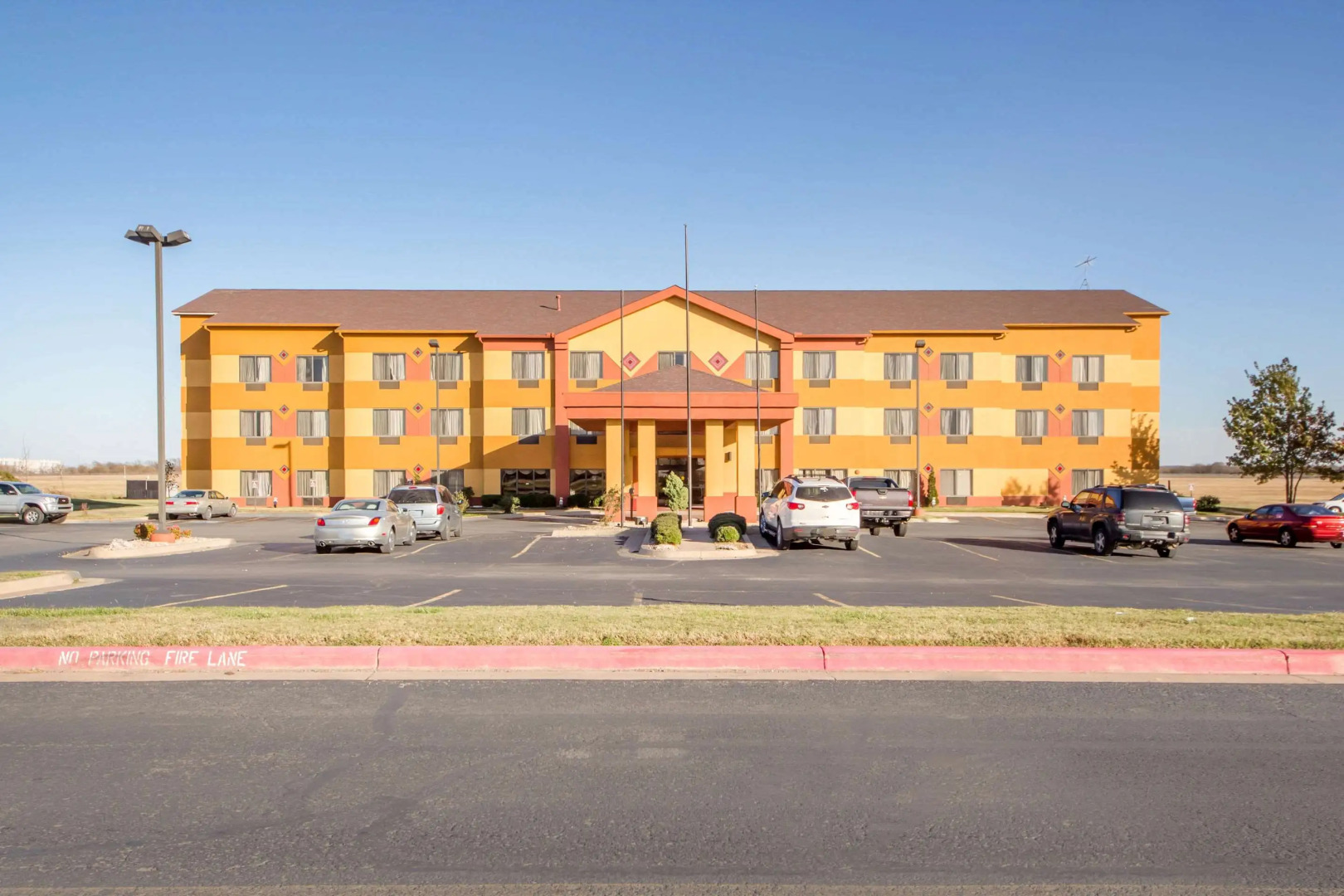 Quality Inn & Suites MidAmerica Industrial Park Area