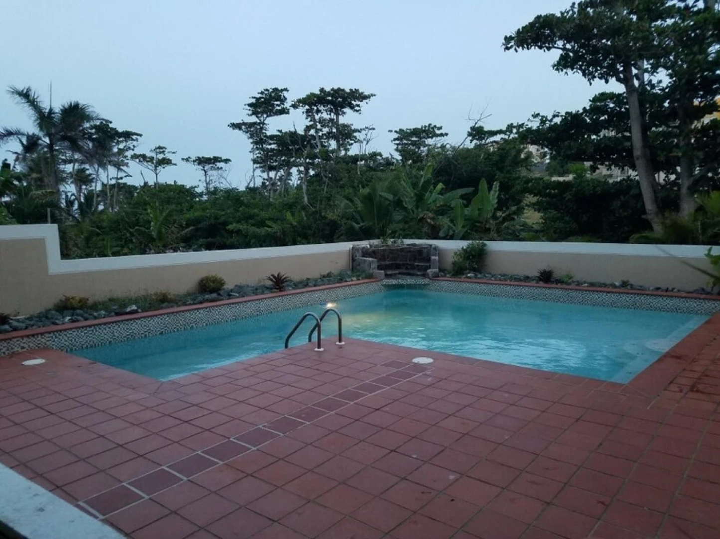 Picturesque Ocean View House With Private Pool Generator for Entire House